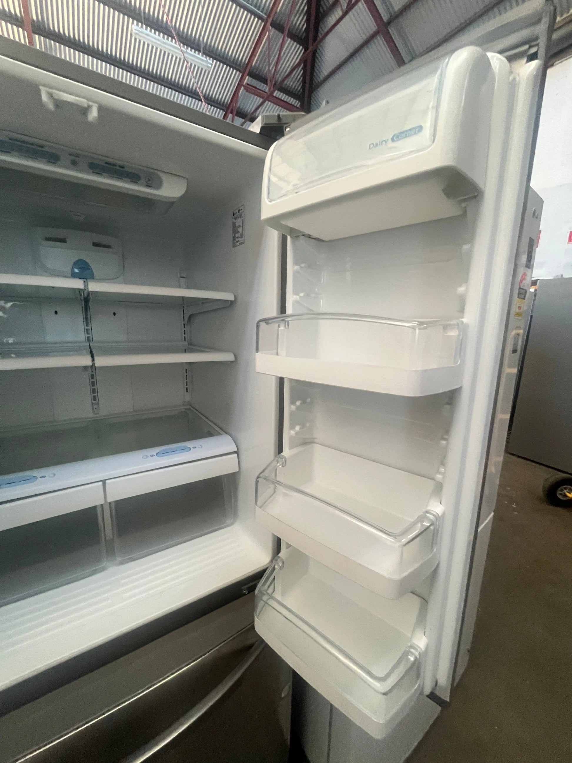 Lg 591L Fridge Freezer | ADELAIDE