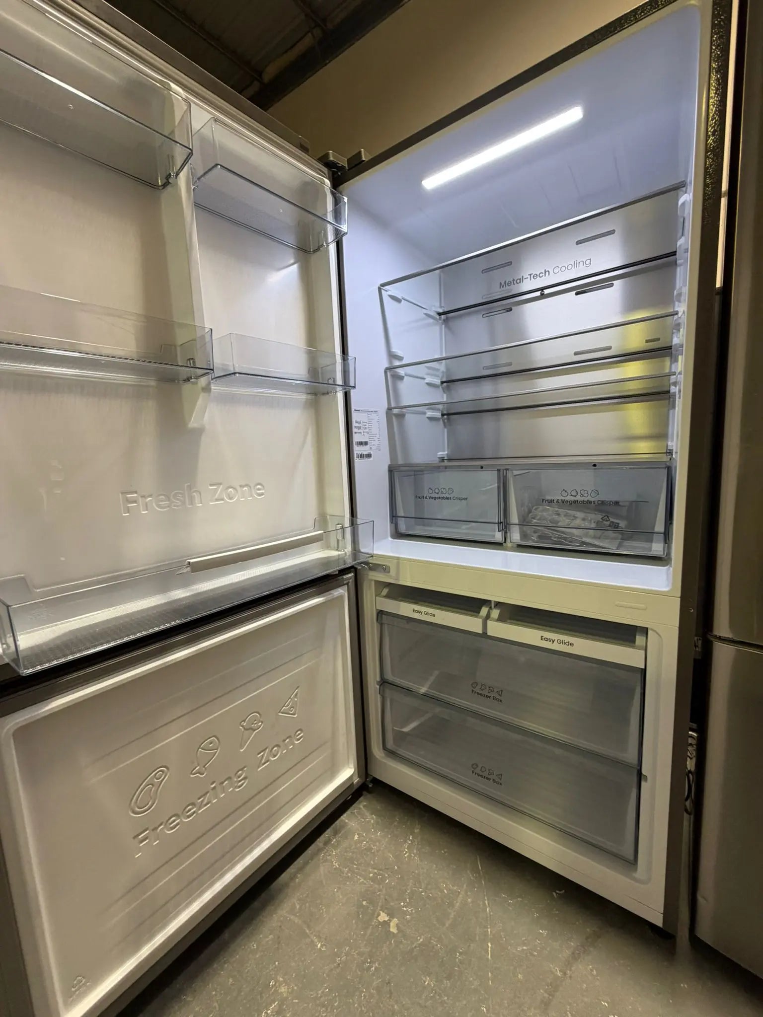 Like New Hisense 503L Bottom Mount Fridge Freezer – HRBM503S | BRISBANE
