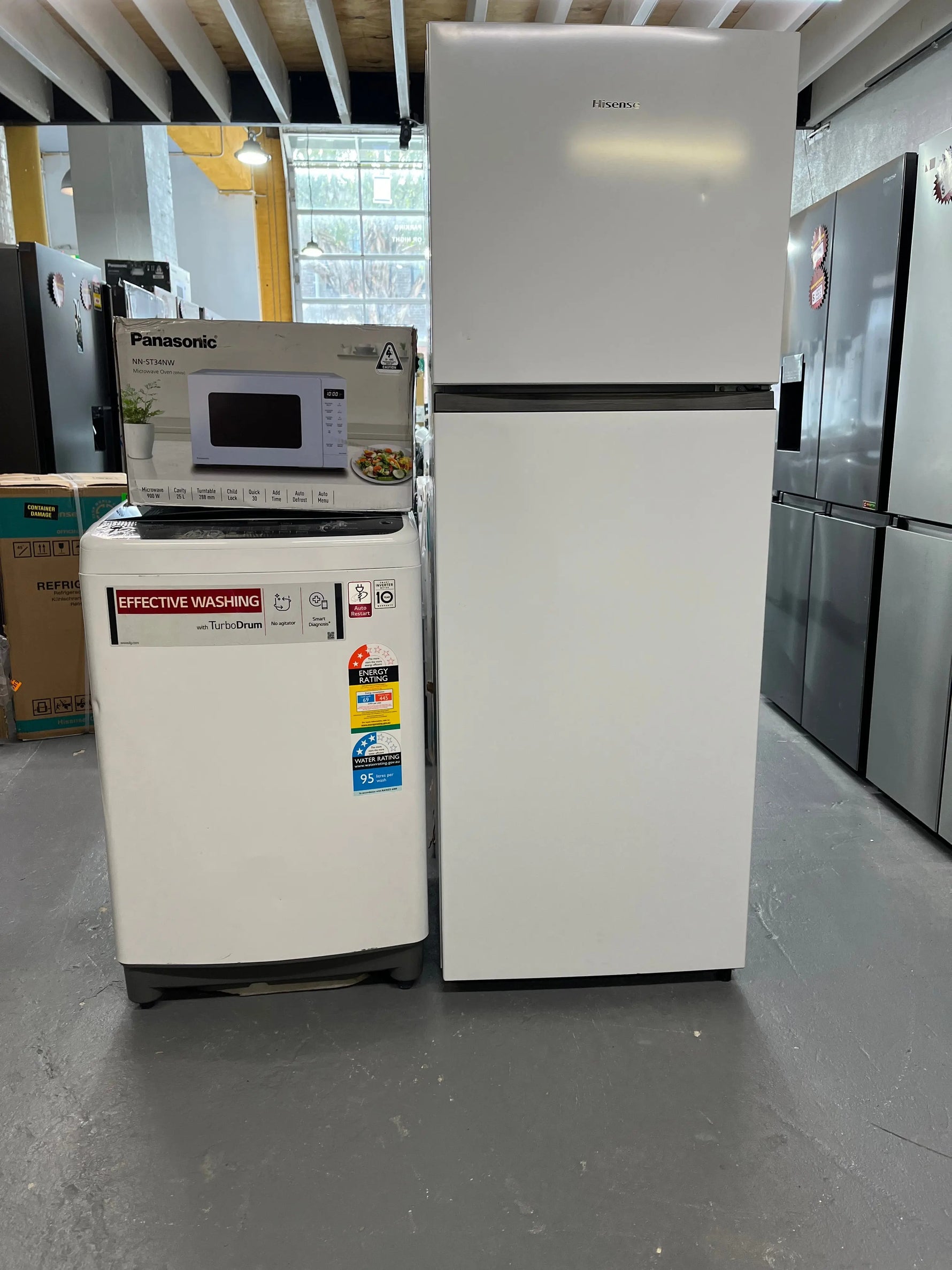 Lucky’s Combo deal fridge washer Tv and microwave | ALEXANDRIA