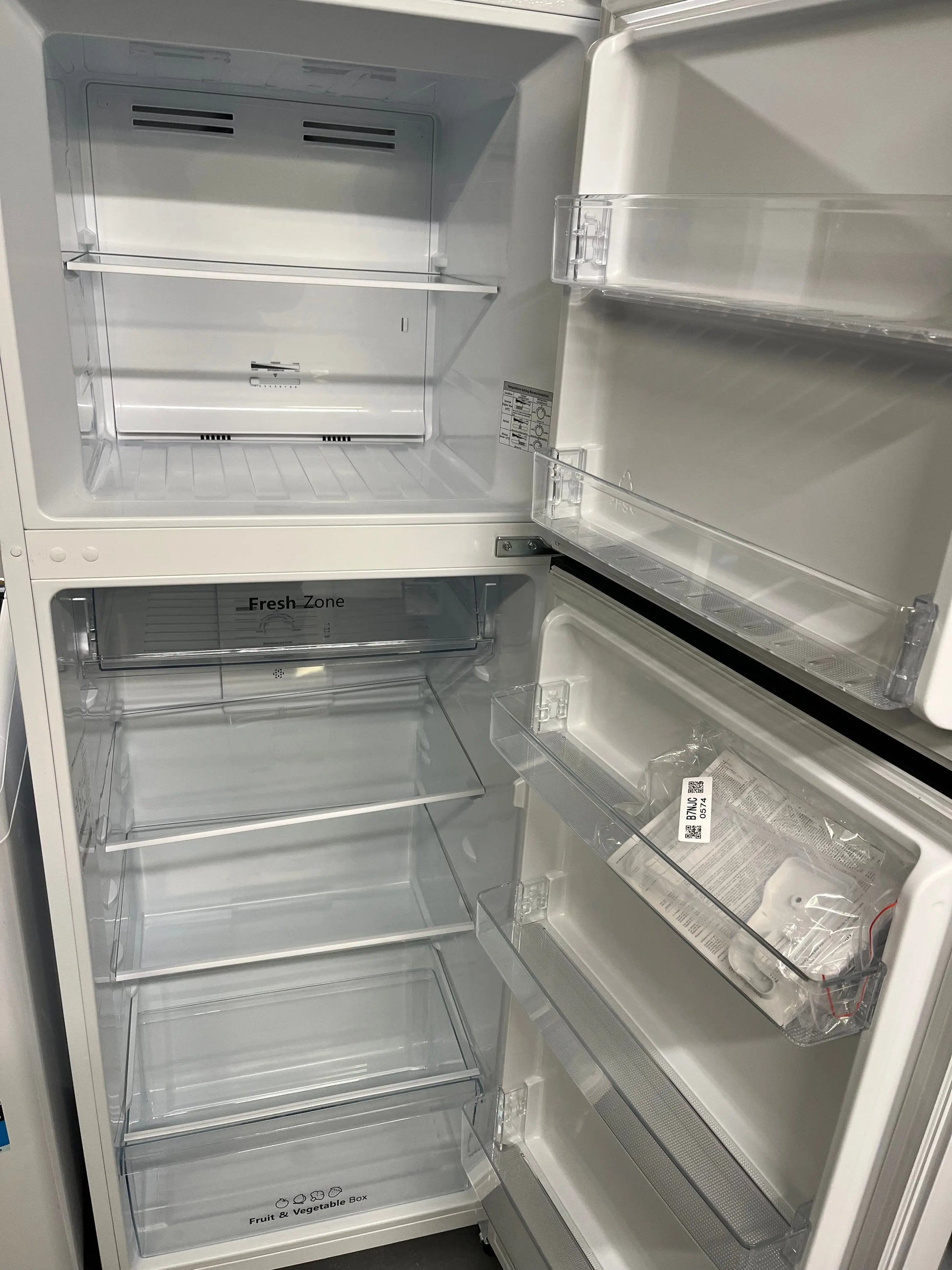 Lucky’s Combo deal fridge washer Tv and microwave | ALEXANDRIA