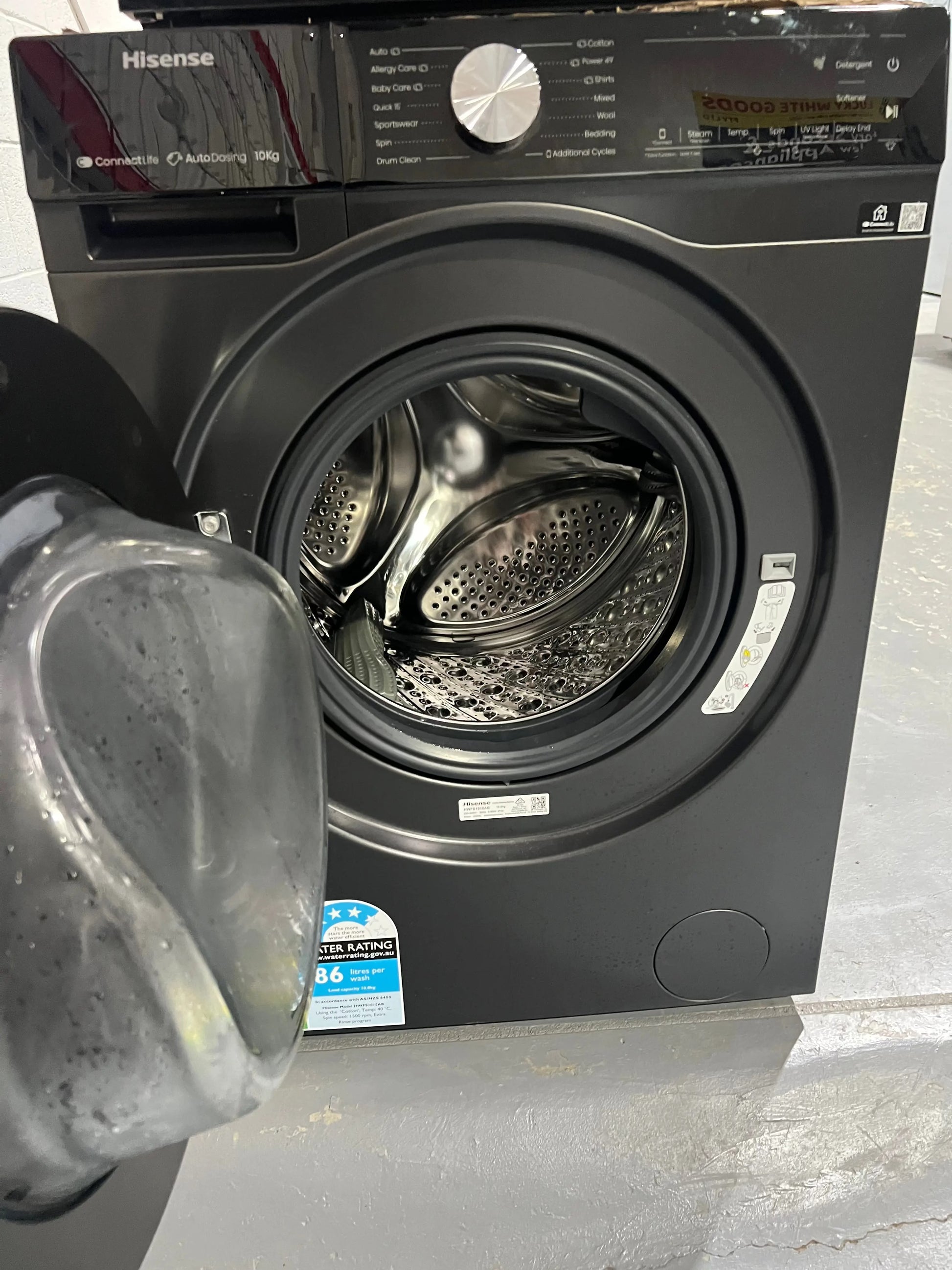 Near new Hisense 10 Kgs Washing Machine | ADELAIDE