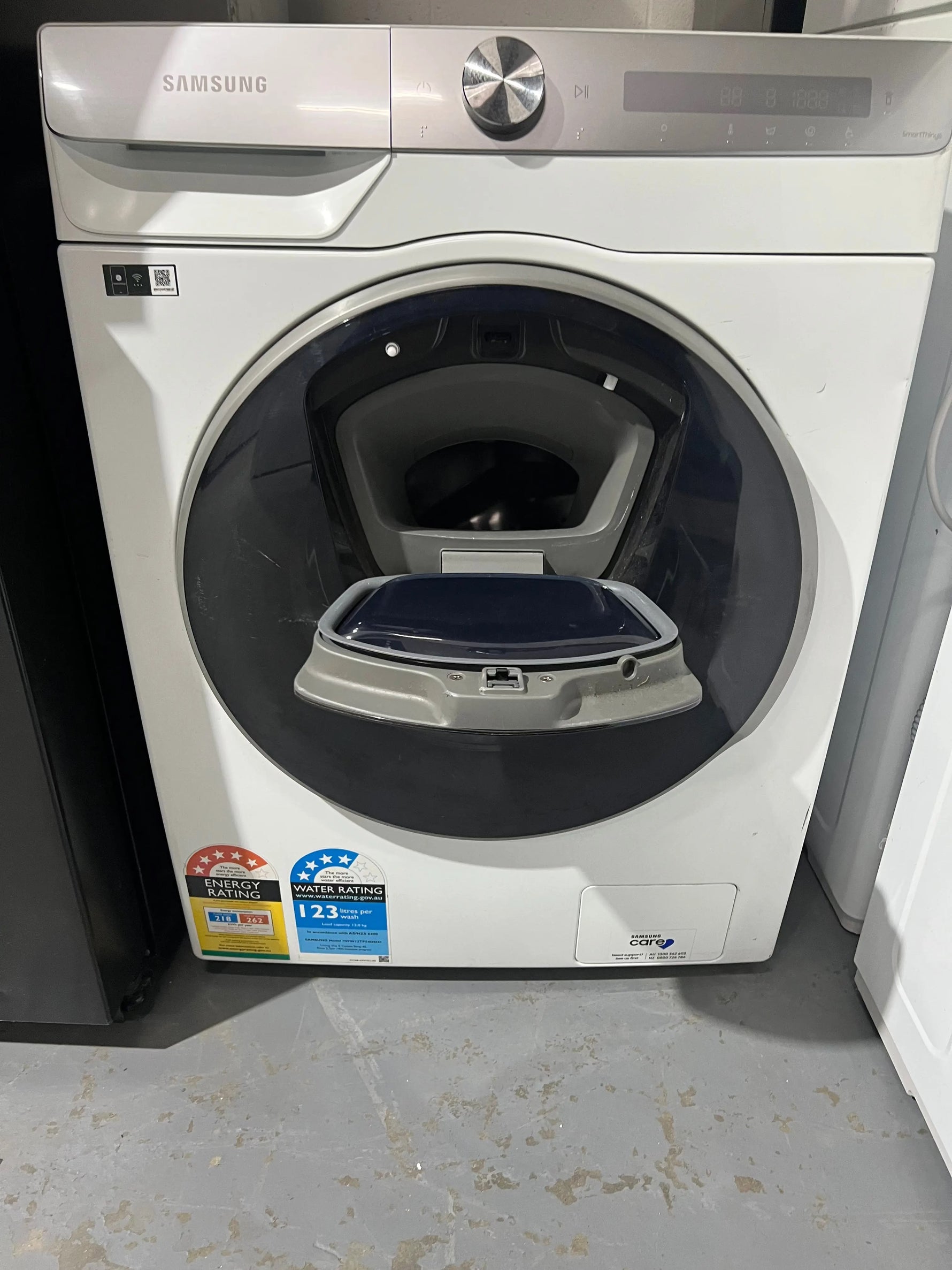 Near new Samsung 12 Kgs Washing Machine | ADELAIDE