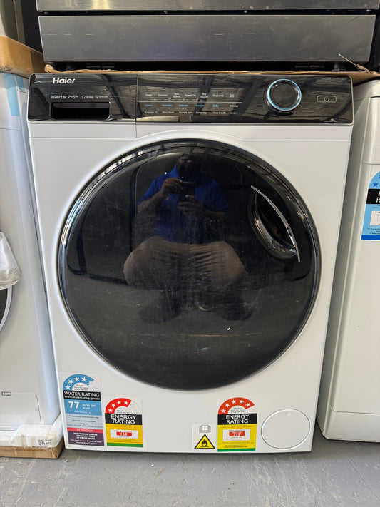 Near new condition Haier 9kg washing machine | PERTH