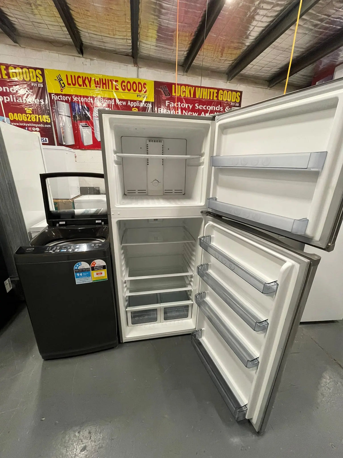 Refurbished 400L Changhong Fridge Freezer & CHiQ 6.5kg Top Load Washer Combo | SYDNEY