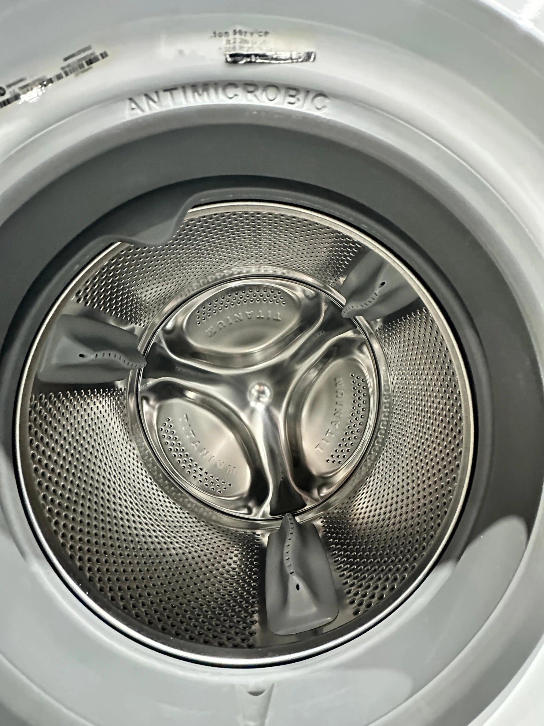 Refurbished Ariston 8kg Front Load Washing Machine | ADELAIDE
