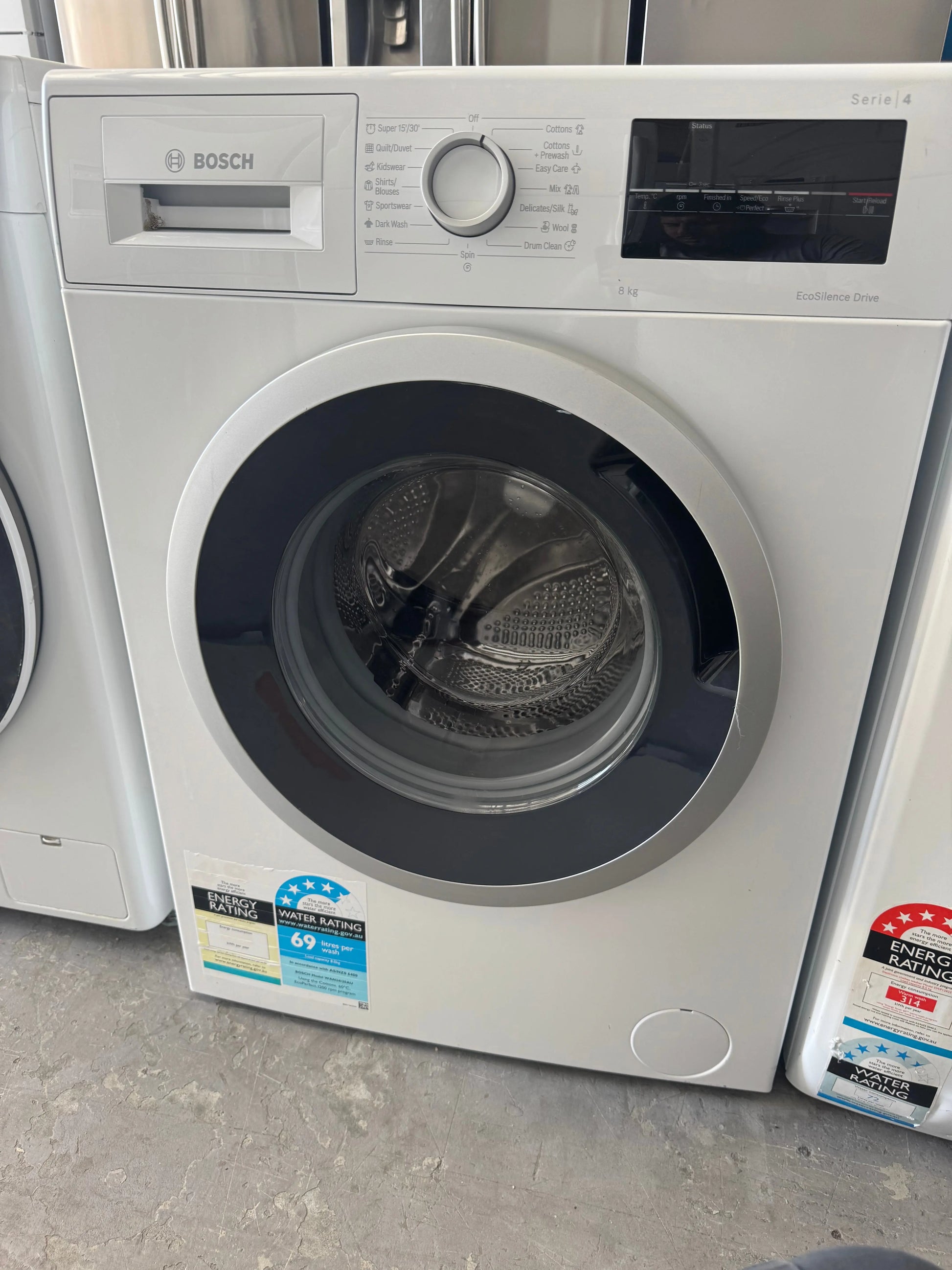 Refurbished Bosch 8 Kgs washing machine | PERTH