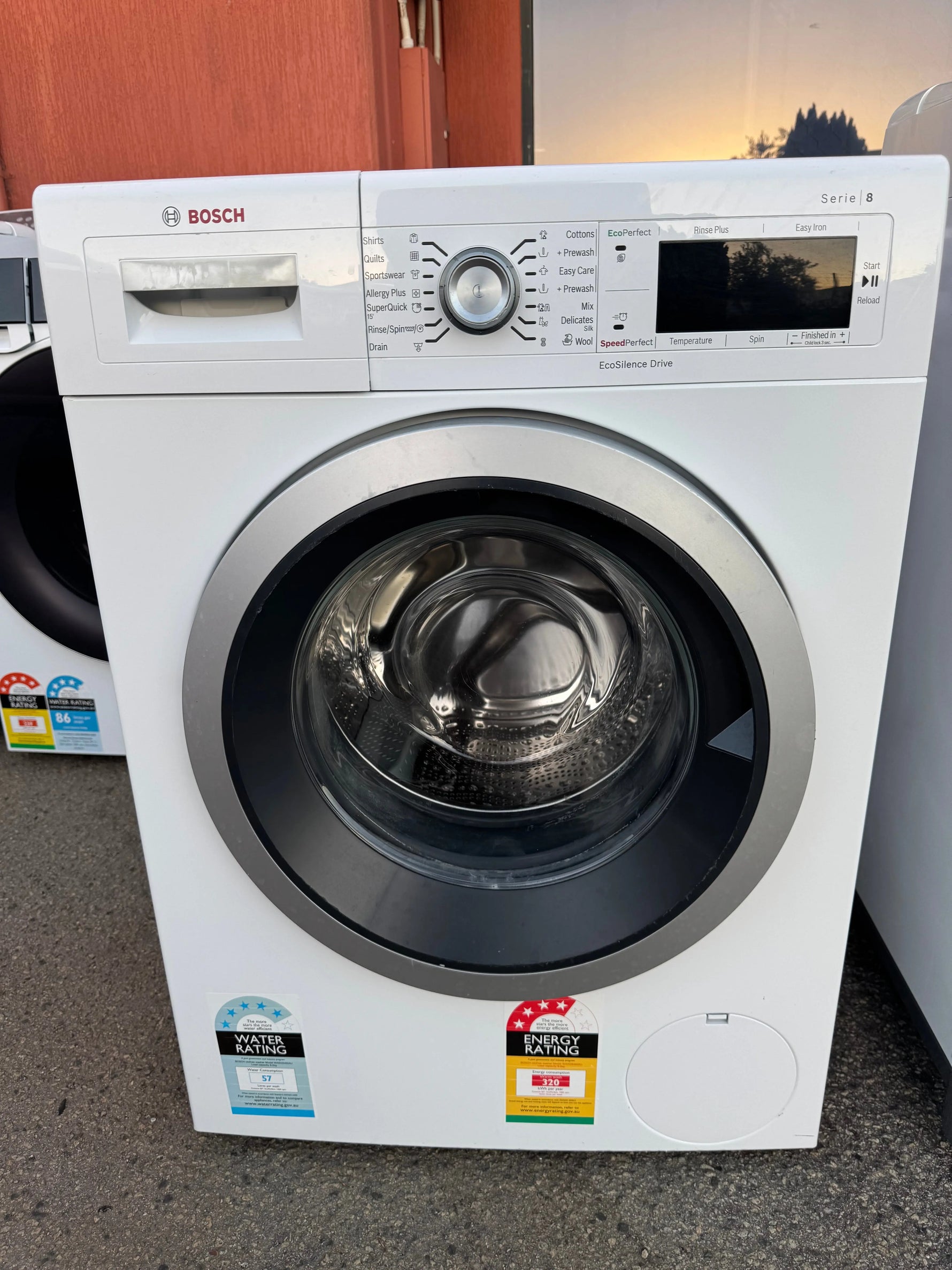 Refurbished Bosch series 8 8kg washing machine | PERTH