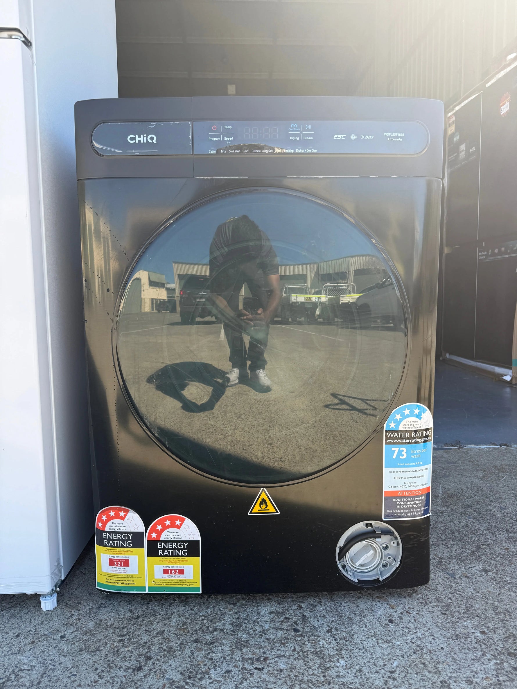 Refurbished CHIQ 202l Fridge Freezer & 8.5kg washer Combo | BRISBANE