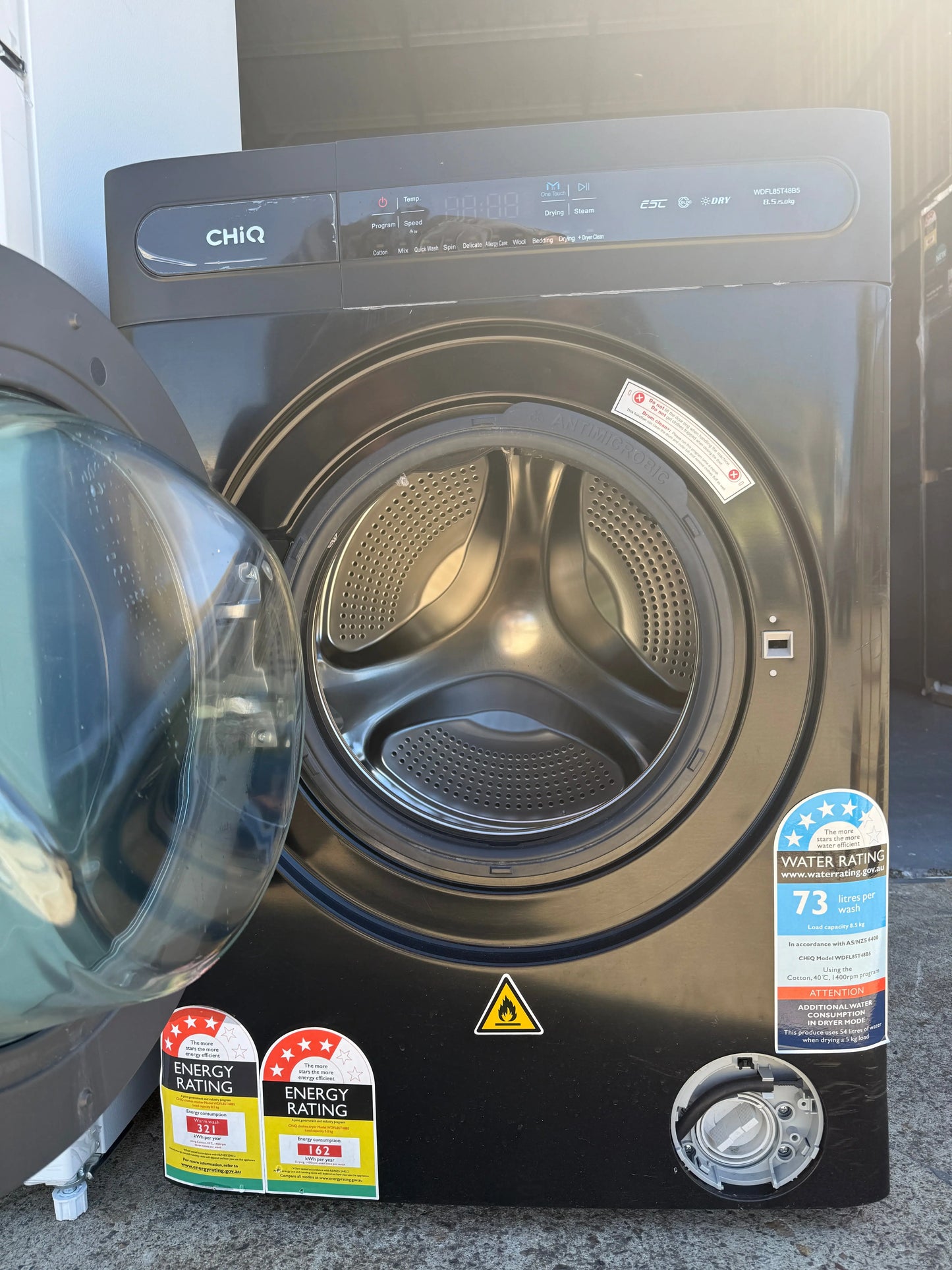 Refurbished CHIQ 202l Fridge Freezer & 8.5kg washer Combo | BRISBANE