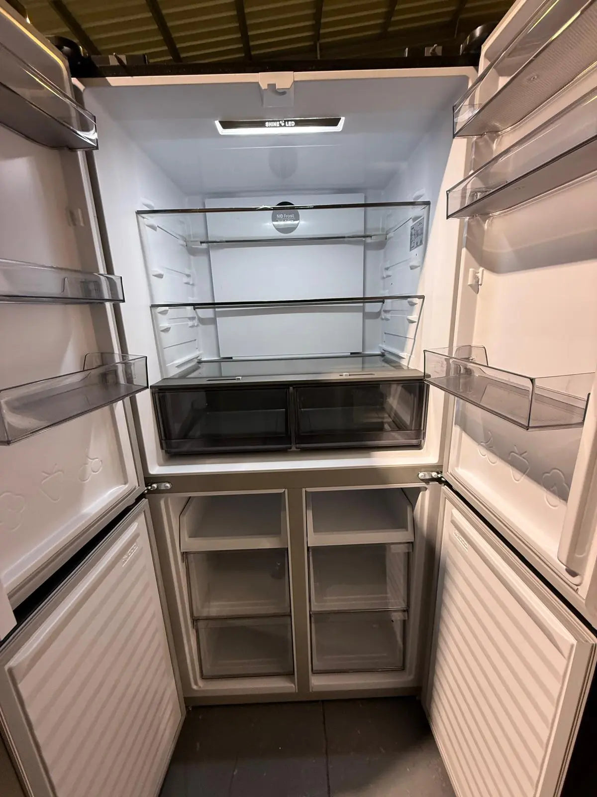 Refurbished CHIQ 503L Fridge Freezer | BRISBANE