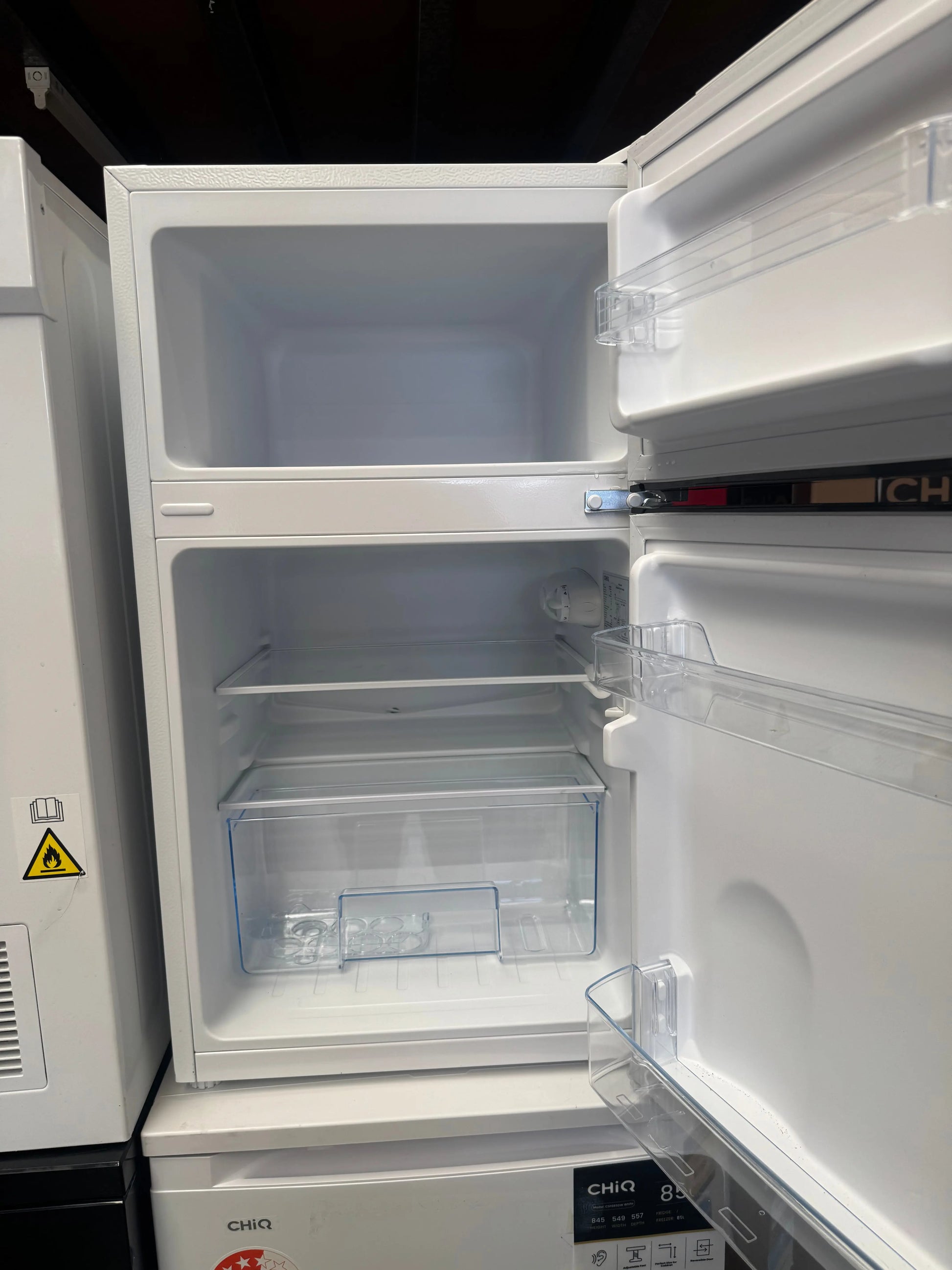 Refurbished CHIQ fridge freezer 86 L | SYDNEY