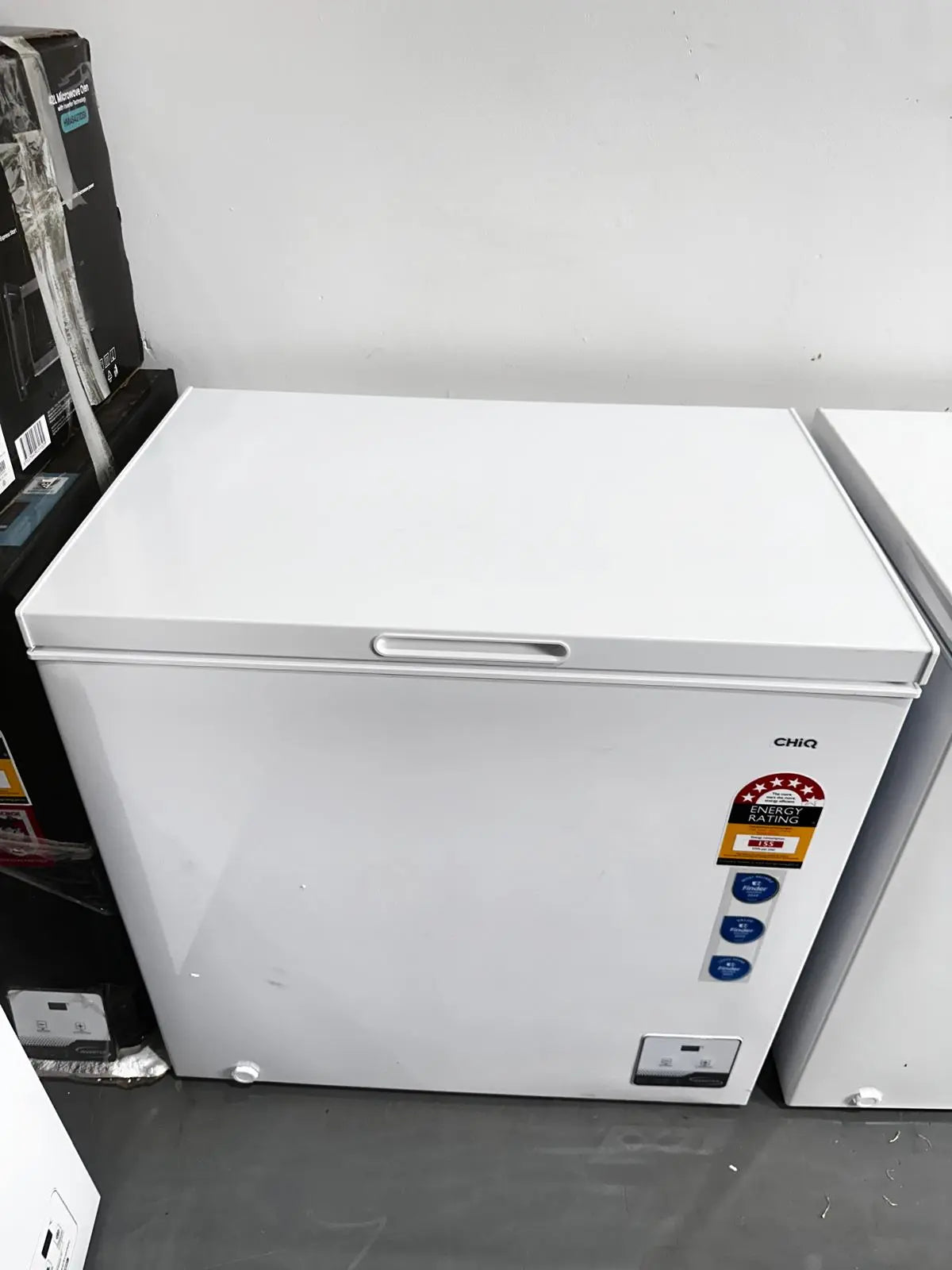 Refurbished CHiQ 199L Hybrid Chest Freezer CCF199WE | ADELAIDE