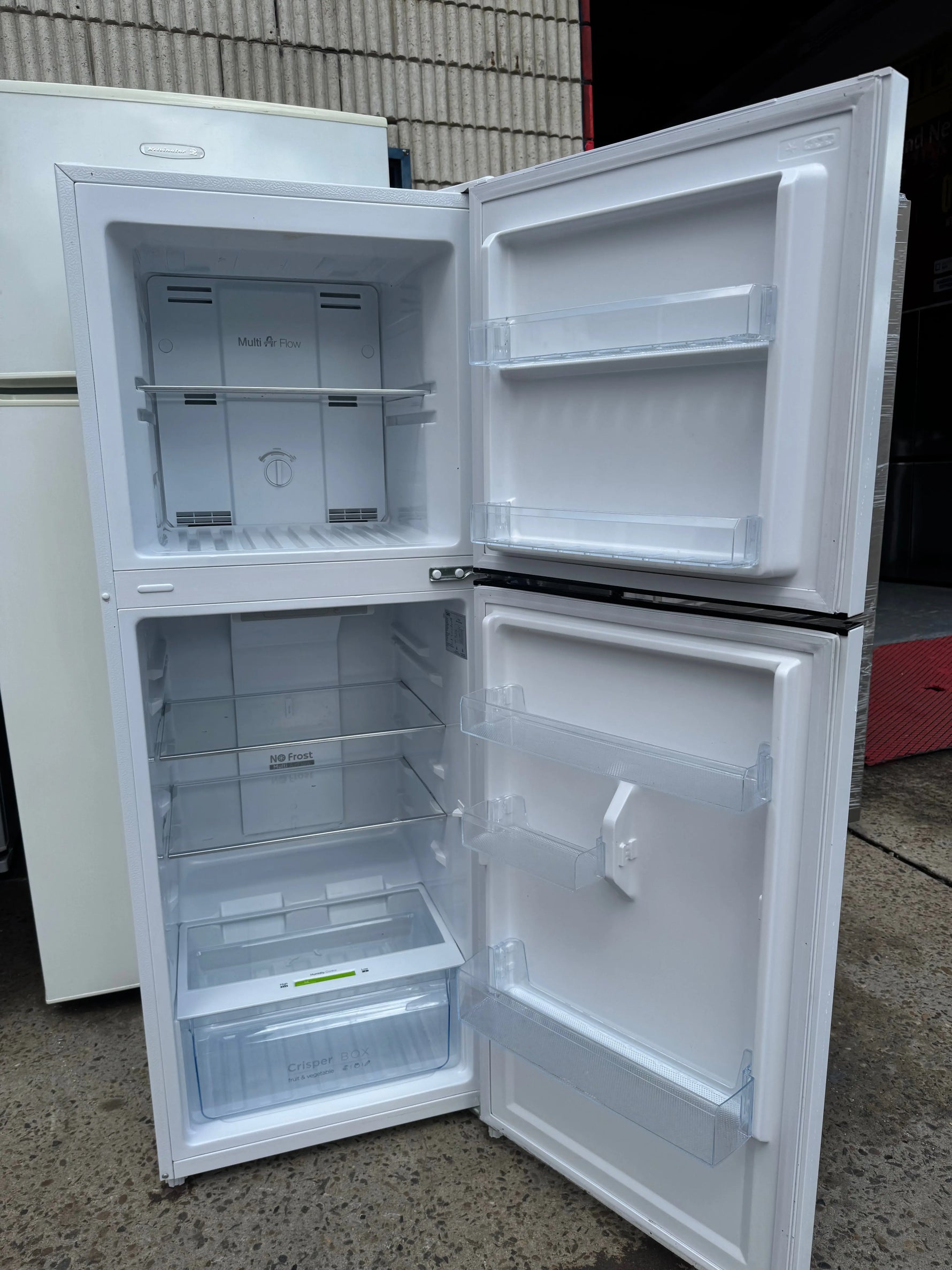 Refurbished CHiQ 202L Top Mount Fridge Freezer | SYDNEY