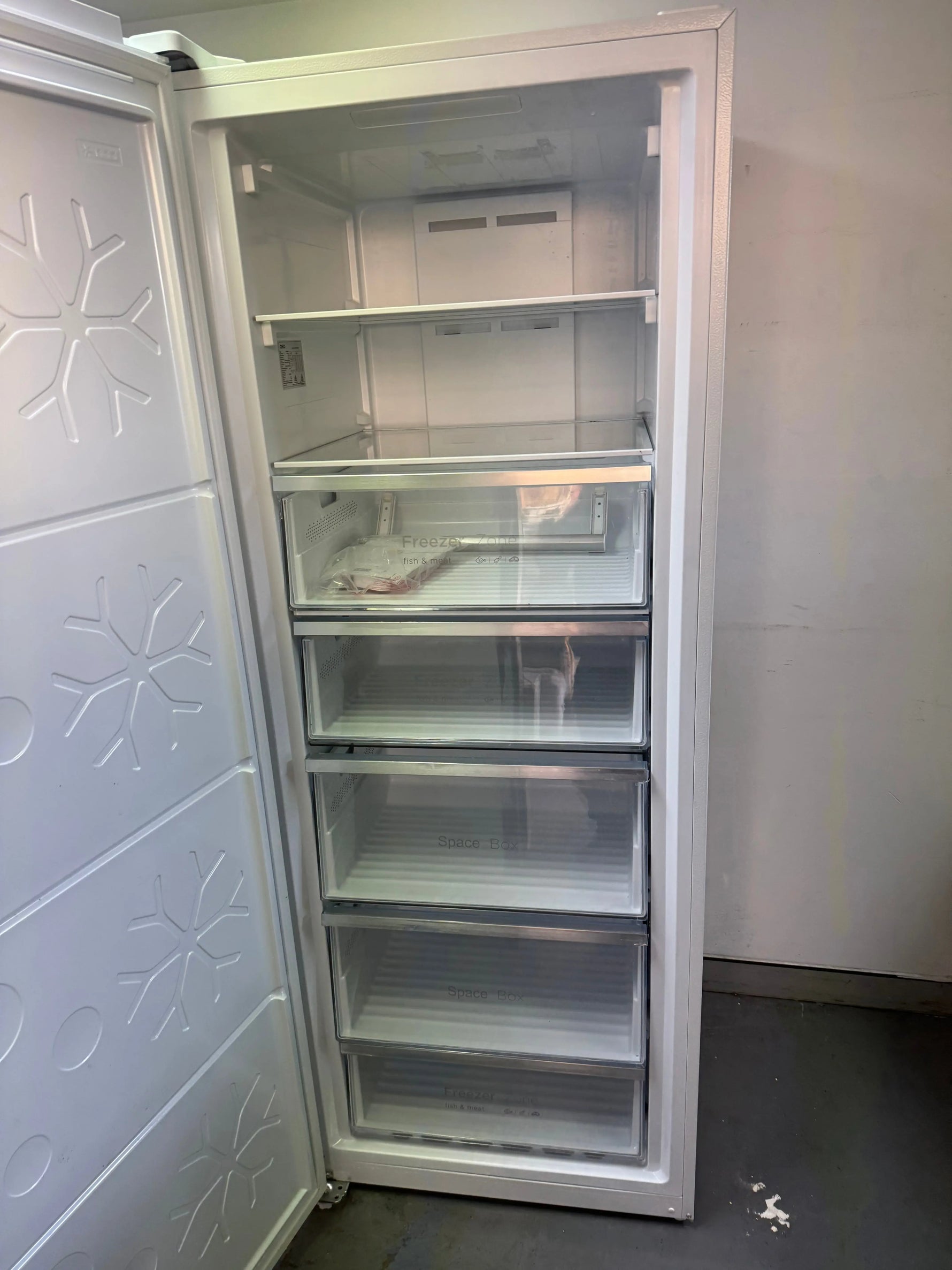 Refurbished CHiQ 380L Hybrid Upright Freezer or Fridge Frost Free Black Steel | ALEXANDRIA