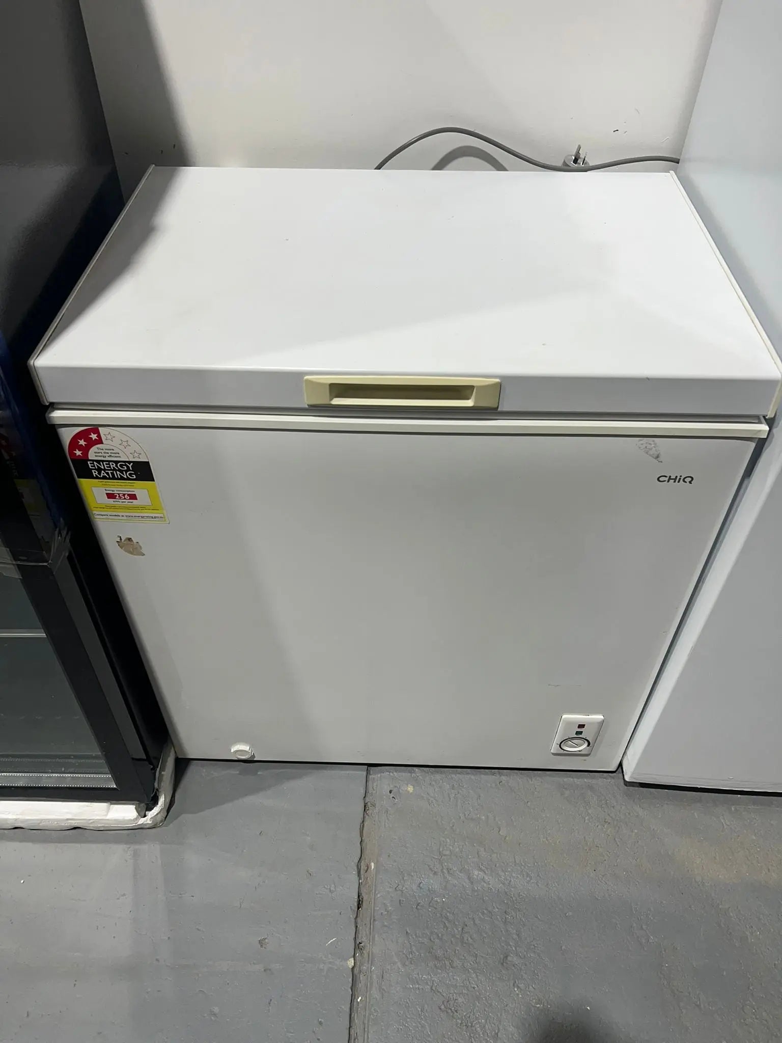 Refurbished Chiq 142 Litres Chest Freezer | ADELAIDE