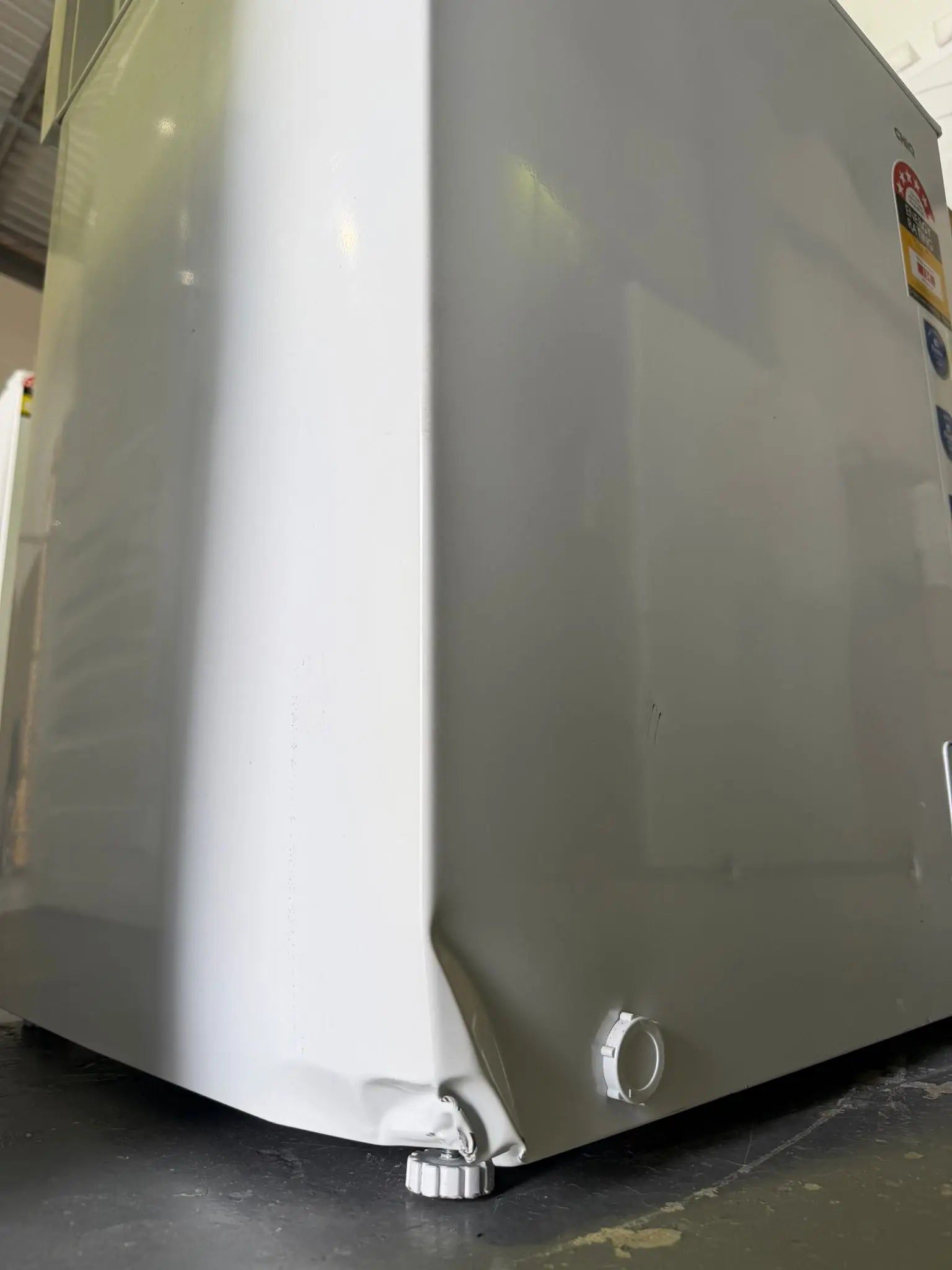 Refurbished Chiq 142L Hybrid Fridge/Freezer – CCFI42WE | BRISBANE