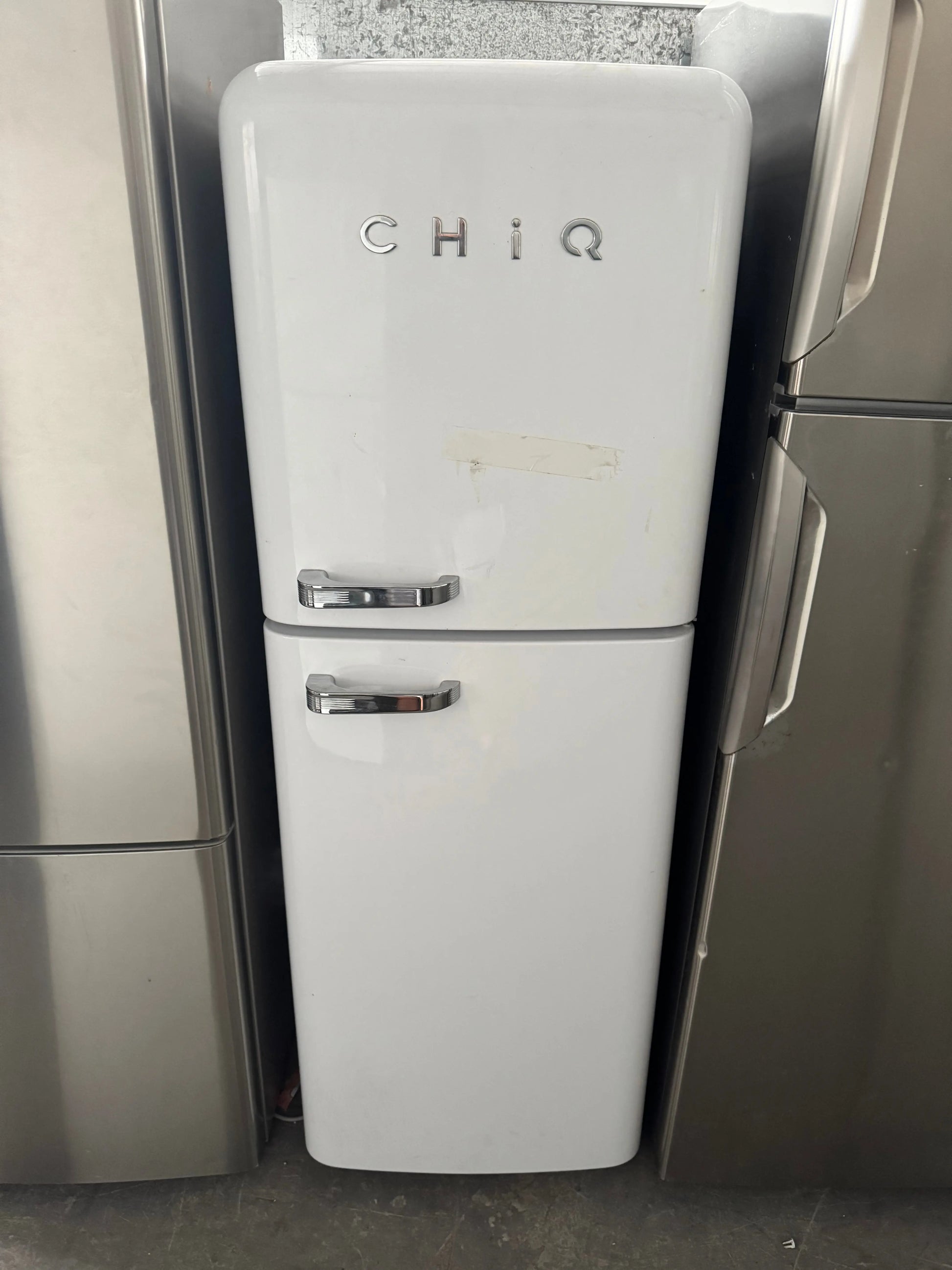 Refurbished Chiq 202 Litres Fridge Freezer | PERTH