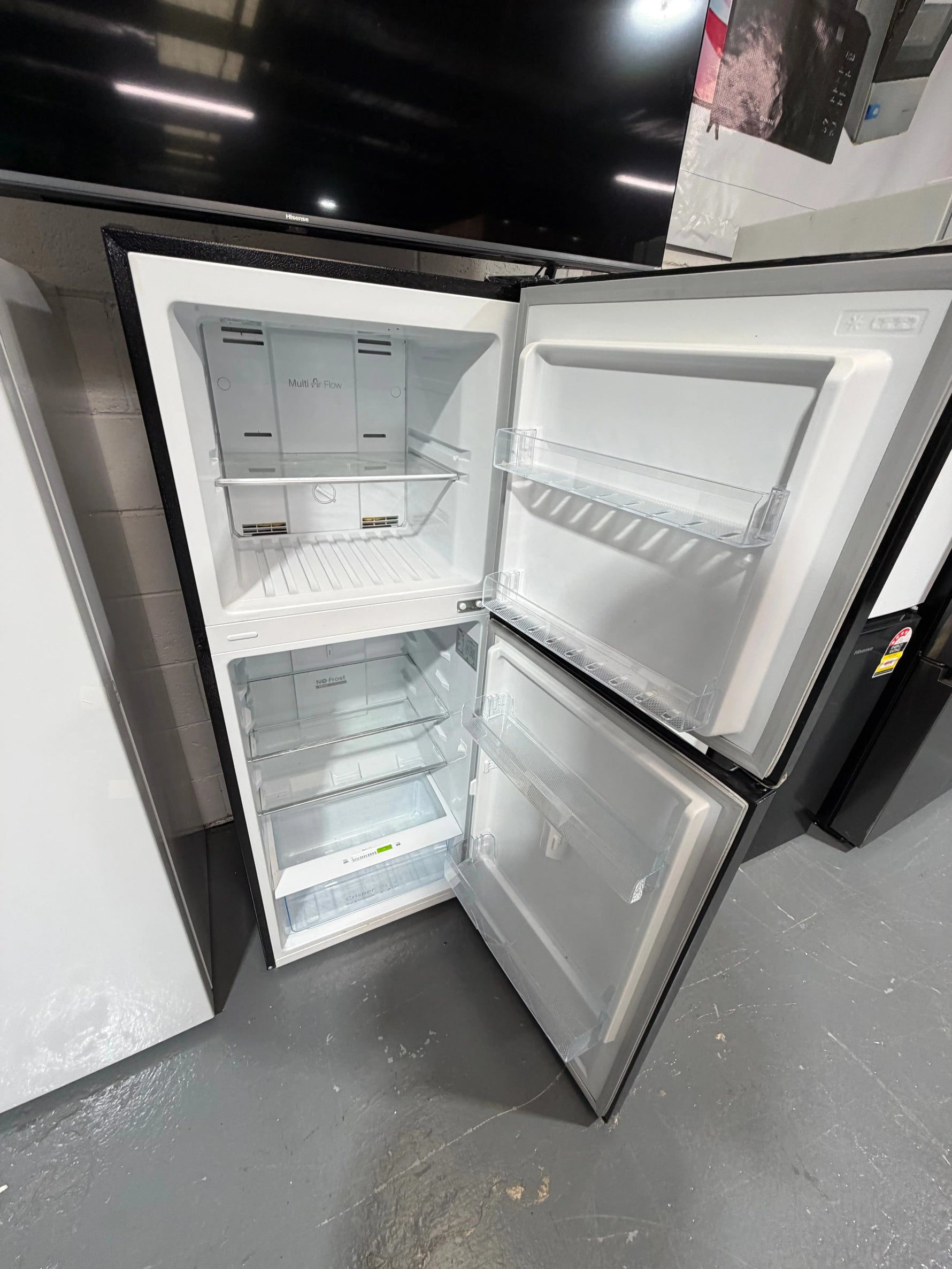 Refurbished Chiq 202 ltr Top mount fridge freezer