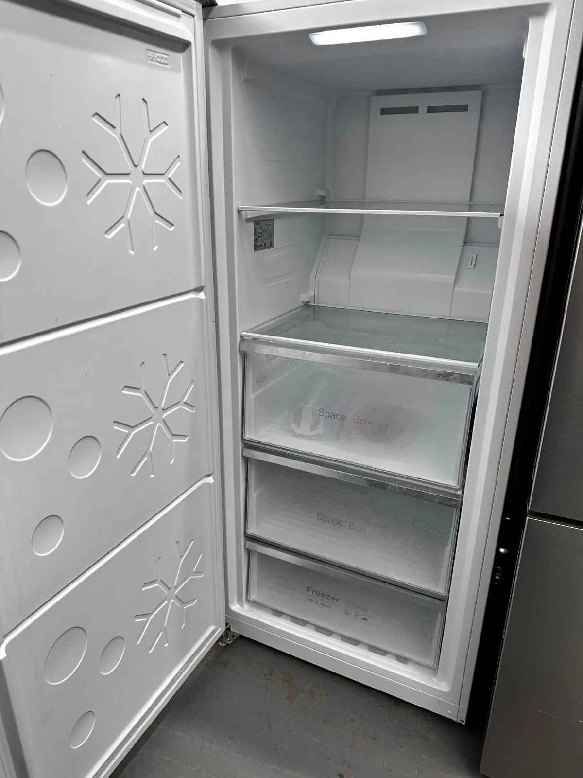 Refurbished Chiq 311L Vertical Hybrid Fridge Freezer CSH311NWL | ADELAIDE