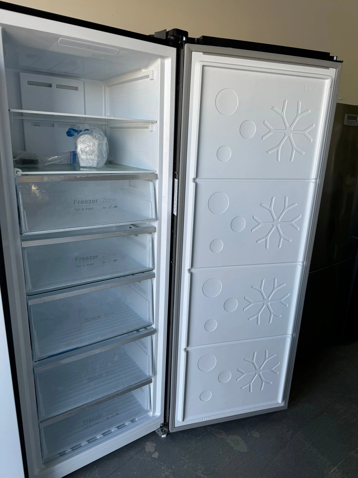 Refurbished Chiq 380 Litres Fridge Freezer | PERTH