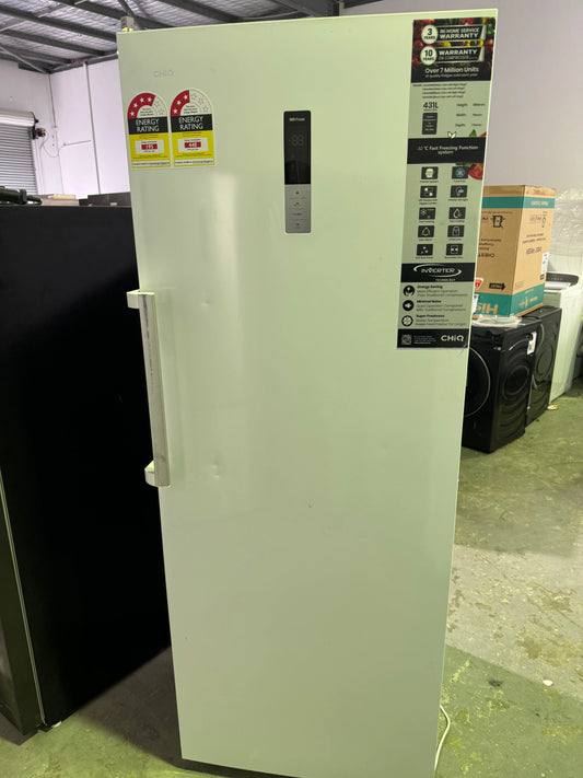 Refurbished Chiq 432 Litres Upright Freezer | PERTH