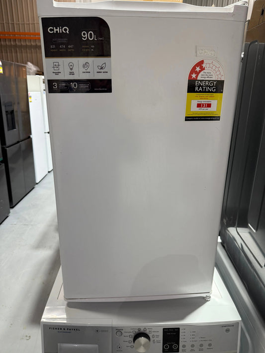 Refurbished Chiq 90 Litres Bar Fridge | ADELAIDE
