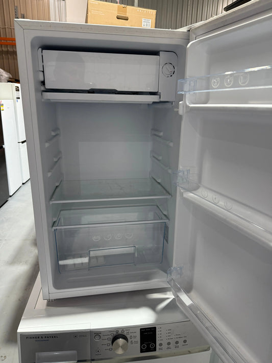 Refurbished Chiq 90 Litres Bar Fridge | ADELAIDE