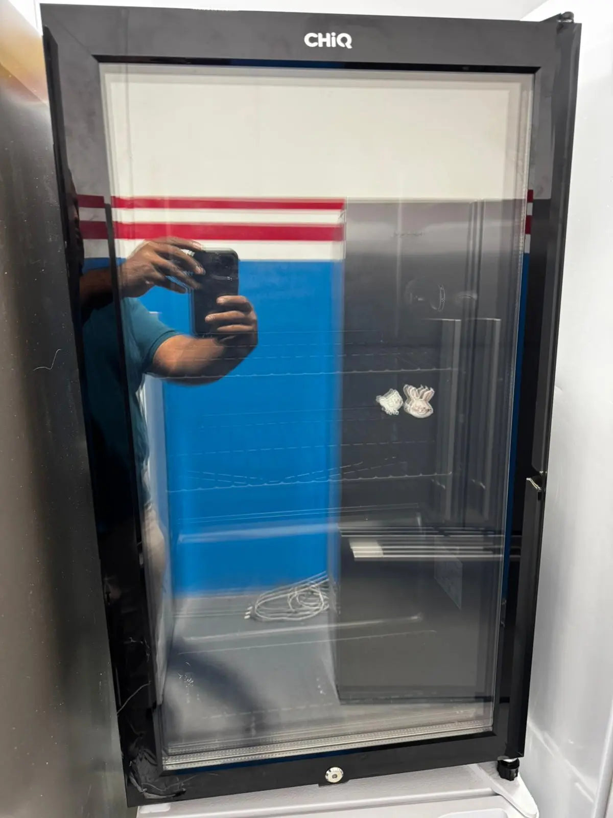 Refurbished Chiq 94L Glass Door Beverage Centre – Stainless Steel | PERTH