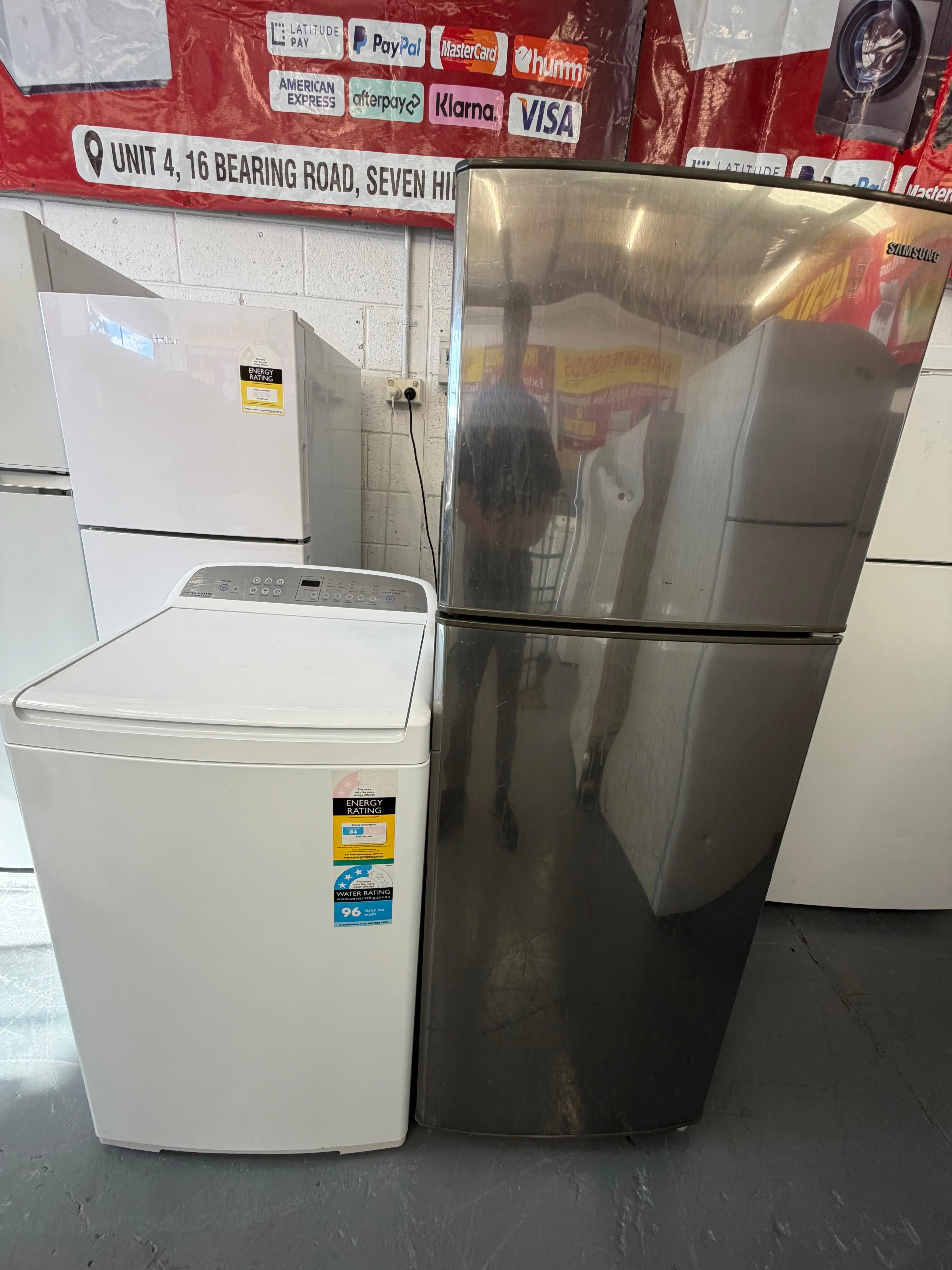 Refurbished Combo Samsung 250 ltr top mount fridge freezer & Fisher and Paykel 8.5 kg top loader Washer