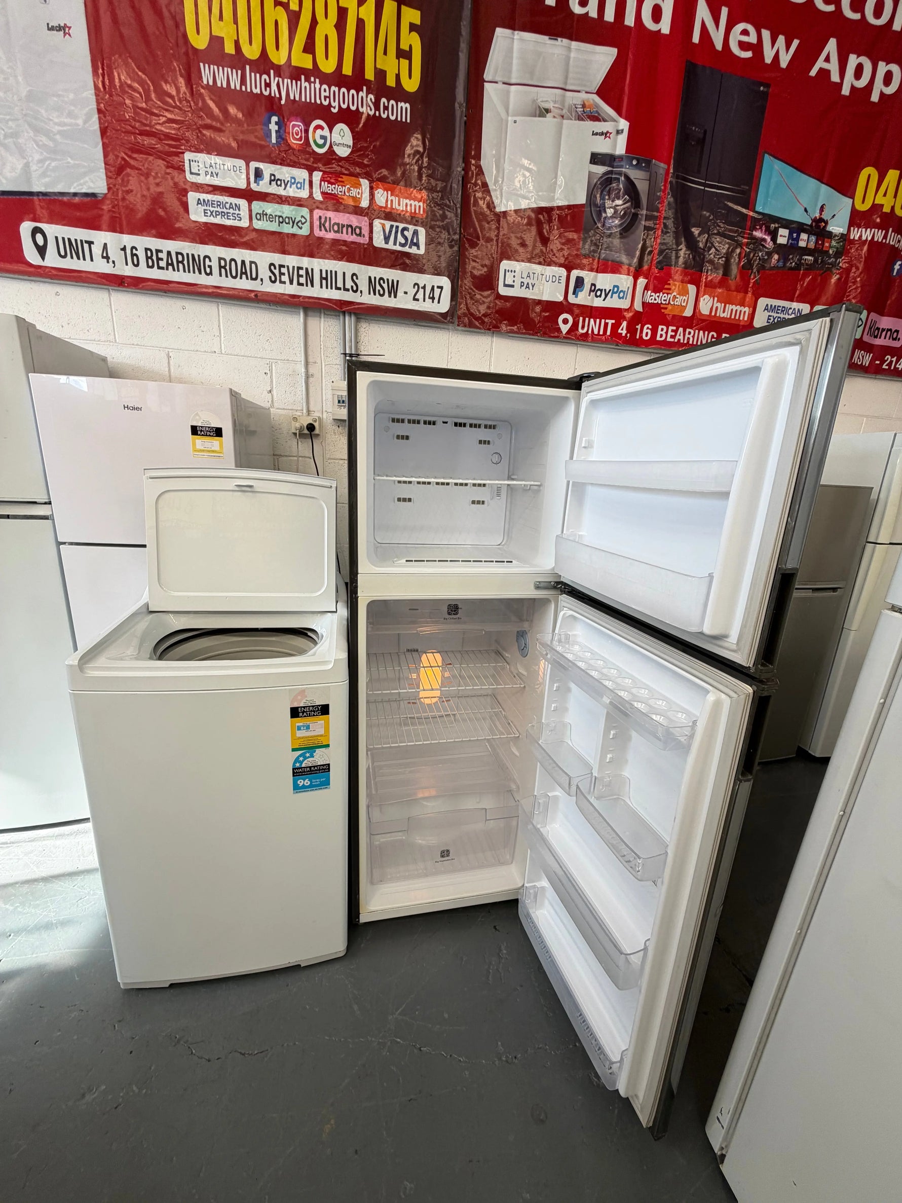 Refurbished Combo Samsung 250 ltr top mount fridge freezer & Fisher and Paykel 8.5 kg top loader Easter