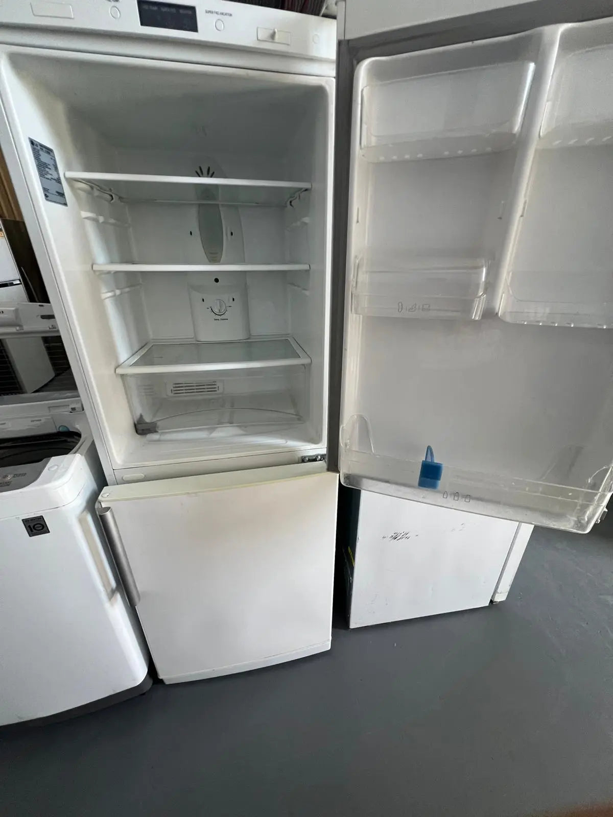 Refurbished Combo – LG 305 L Fridge Freezer + LG 5.5 kg Washing Machine | ADELAIDE