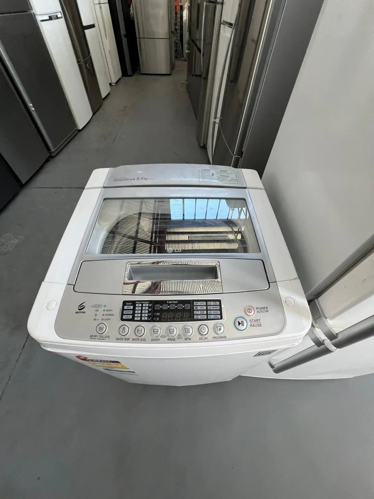 Refurbished Combo – LG 305 L Fridge Freezer + LG 5.5 kg Washing Machine | ADELAIDE