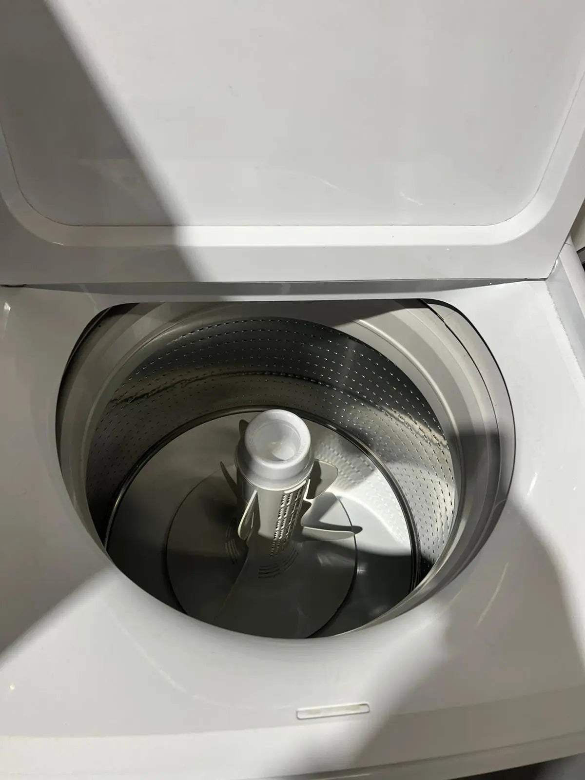 Refurbished Combo – Westinghouse 442 L Fridge Freezer + Fisher & Paykel 10 kg Washing Machine | ADELAIDE