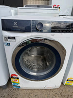 Refurbished Electrolux 10 kg front loader washer | SYDNEY