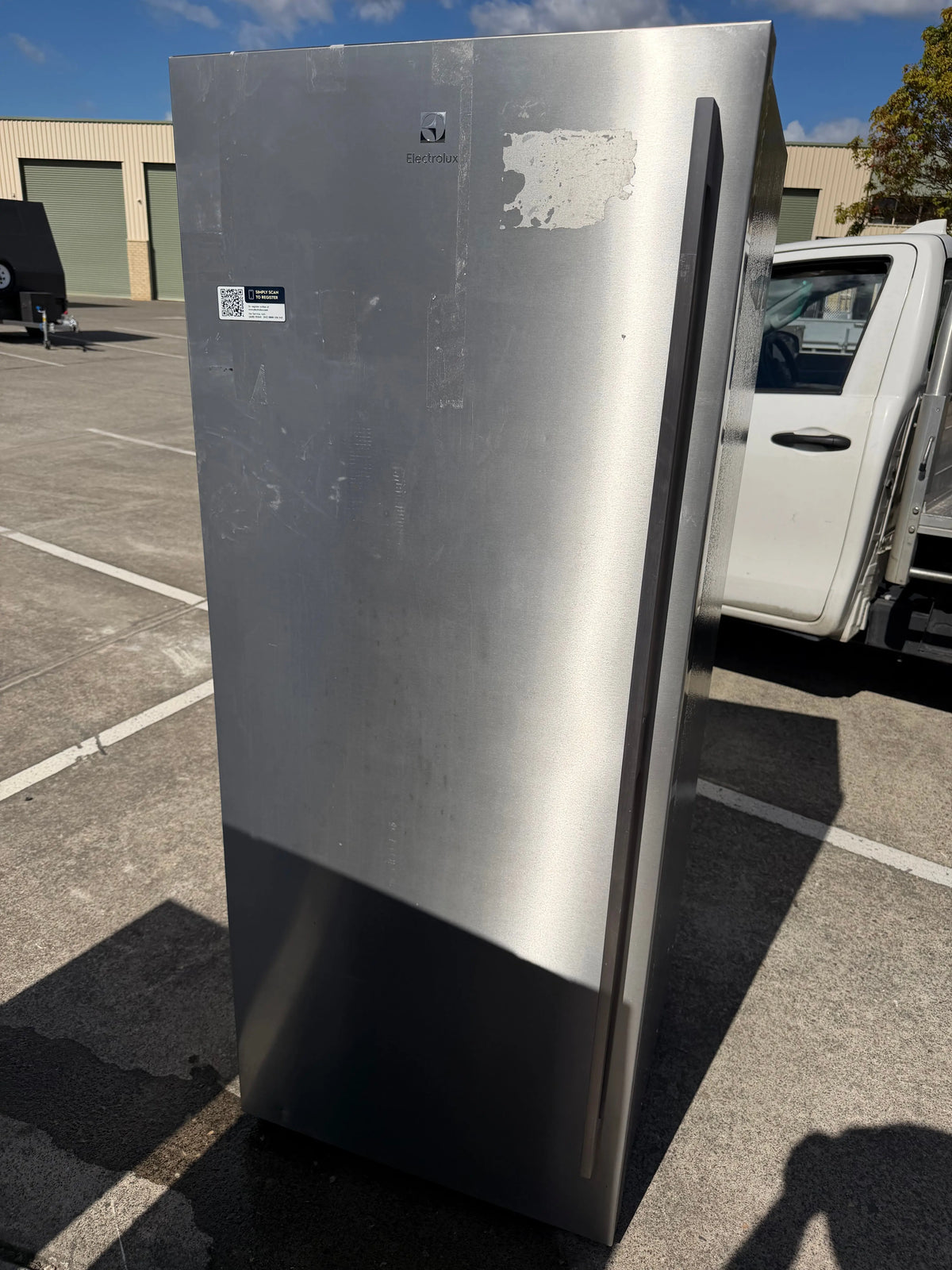 Refurbished Electrolux 388 litres upright freezer | BRISBANE