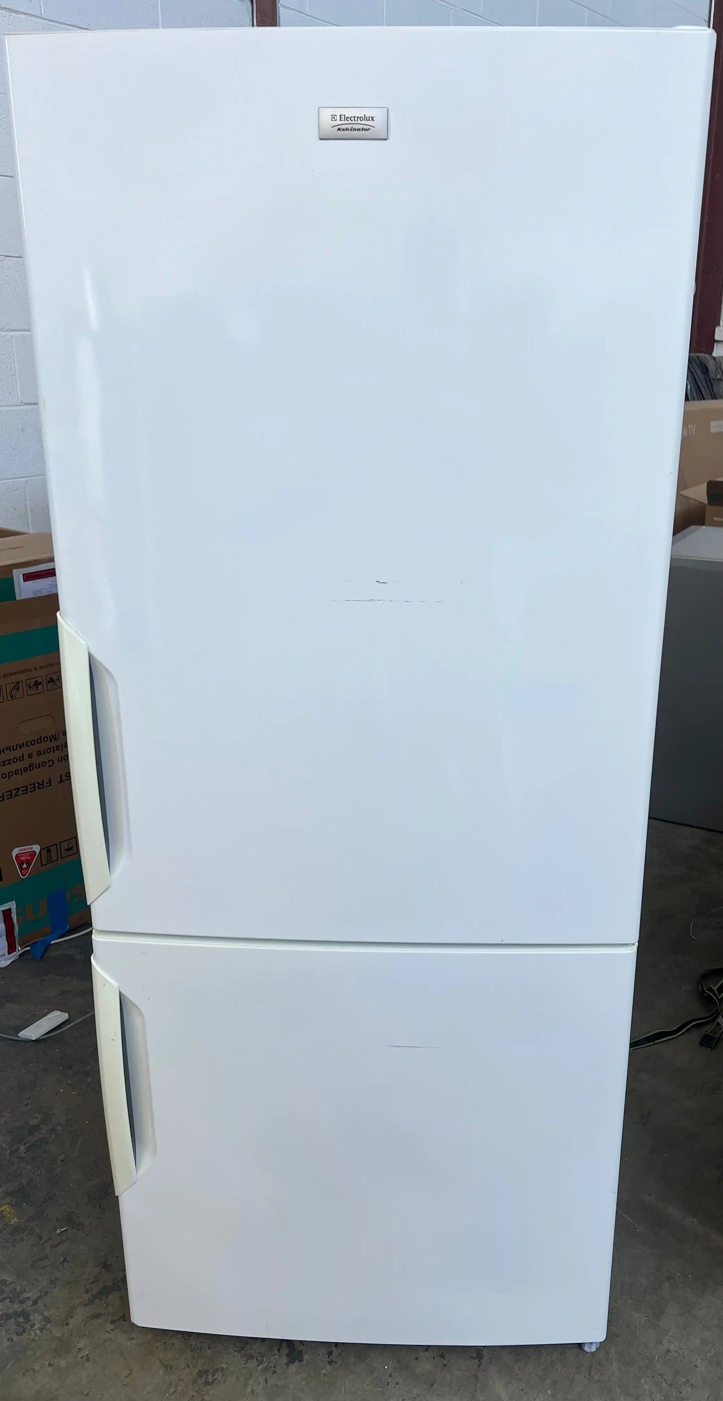 Refurbished Electrolux 390 litres fridge freezer | ADELAIDE