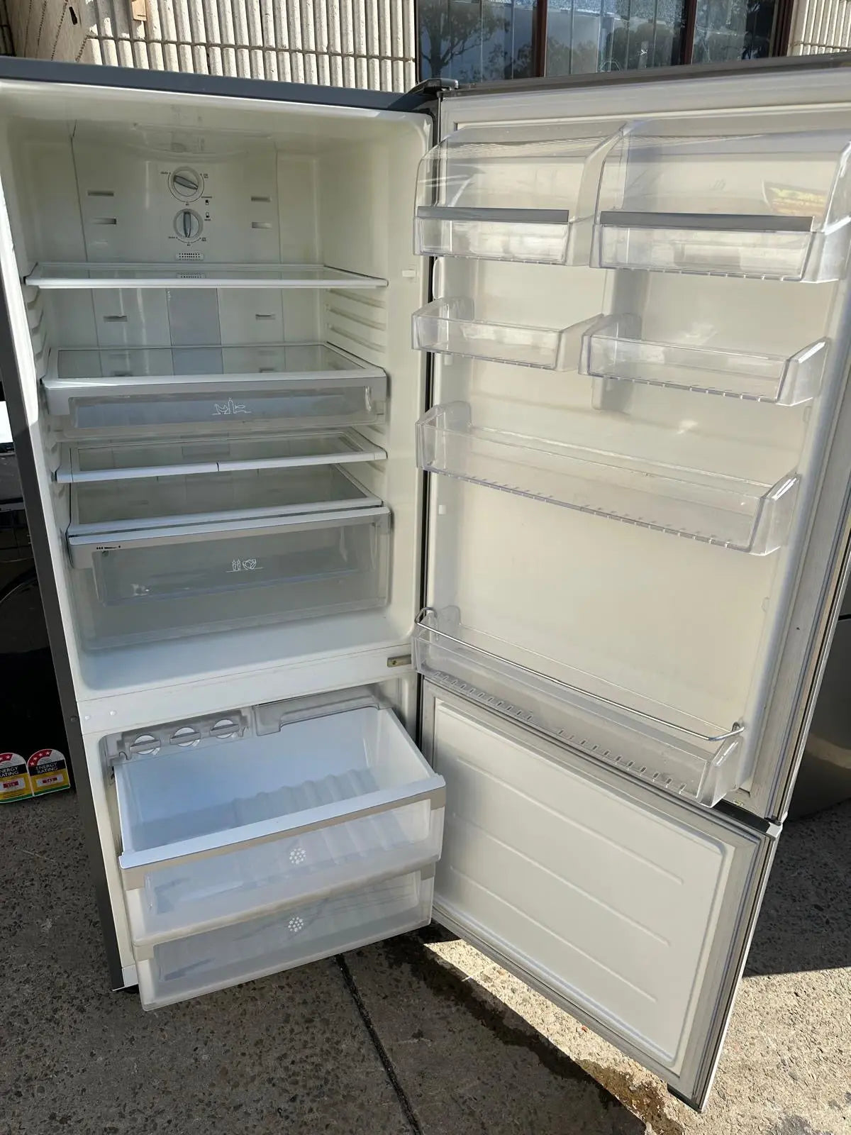 Refurbished Electrolux 430L Fridge Freezer | SYDNEY