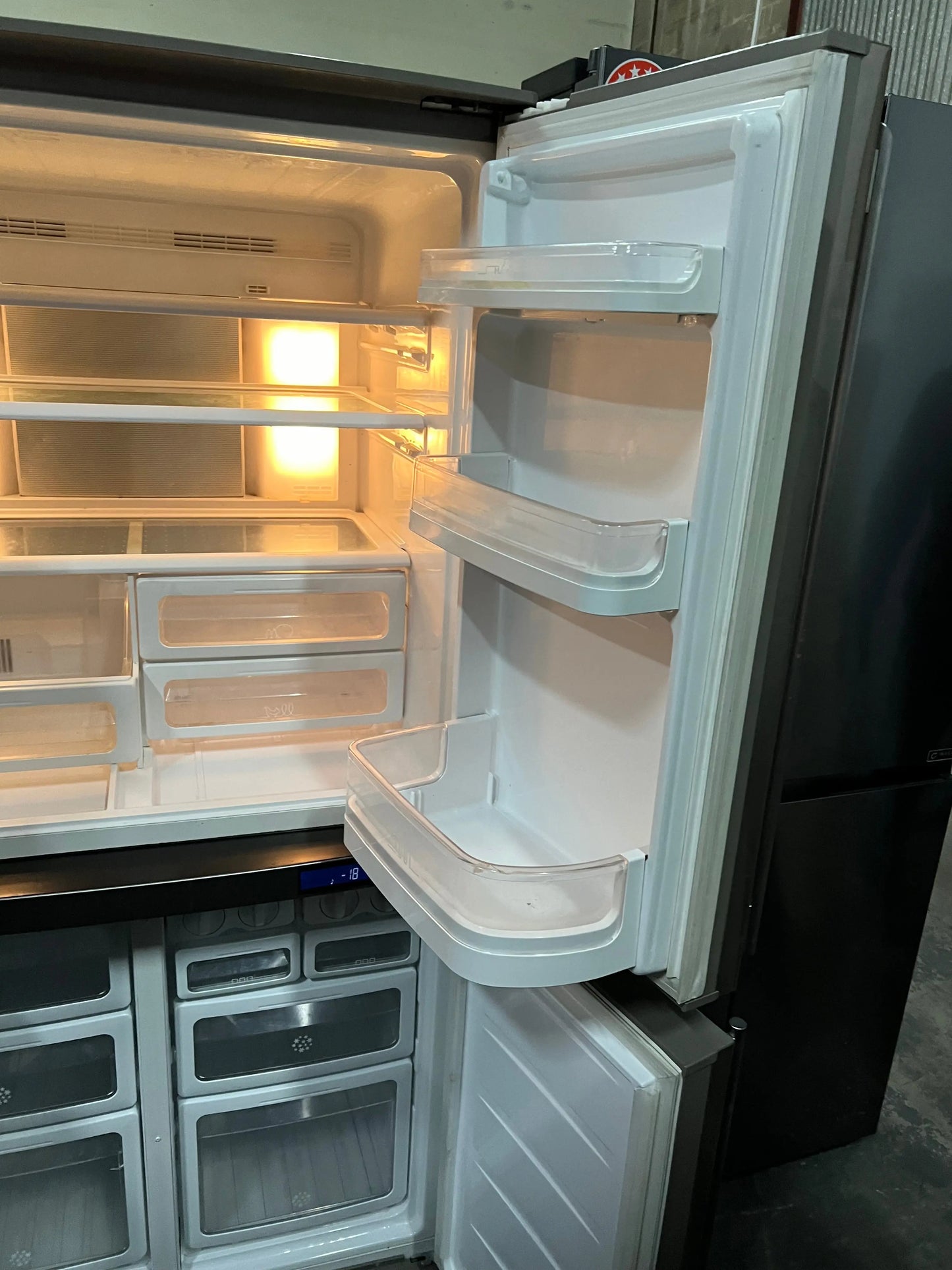 Refurbished Electrolux 602L French Door Fridge Freezer | ADELAIDE