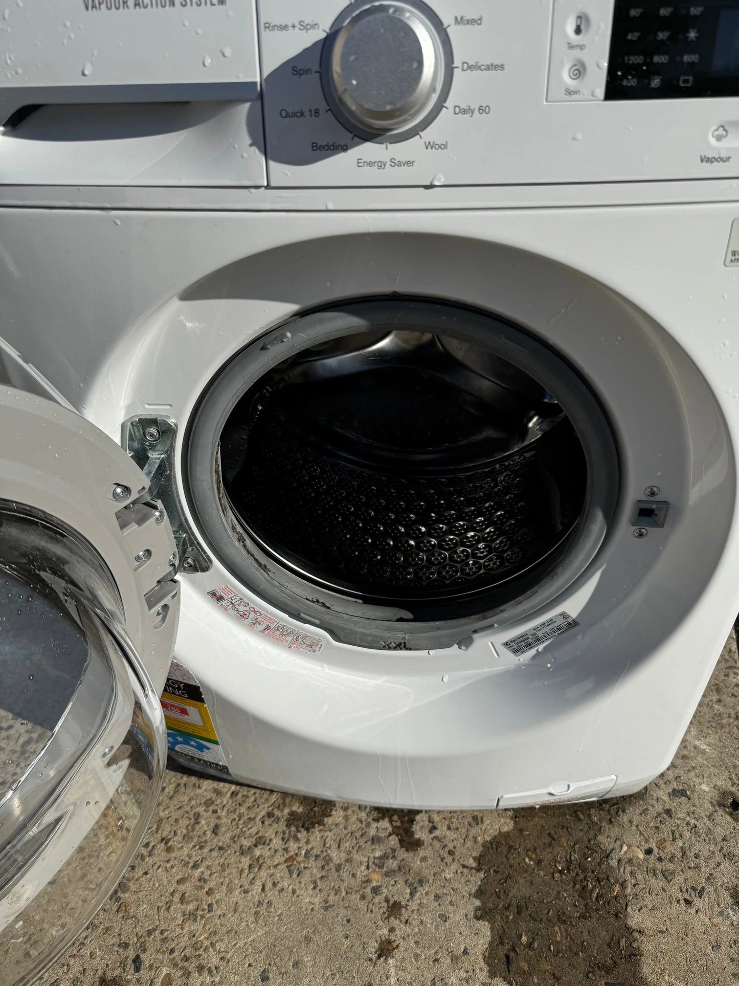 Refurbished Electrolux 7.5 kgs washing machine | SYDNEY