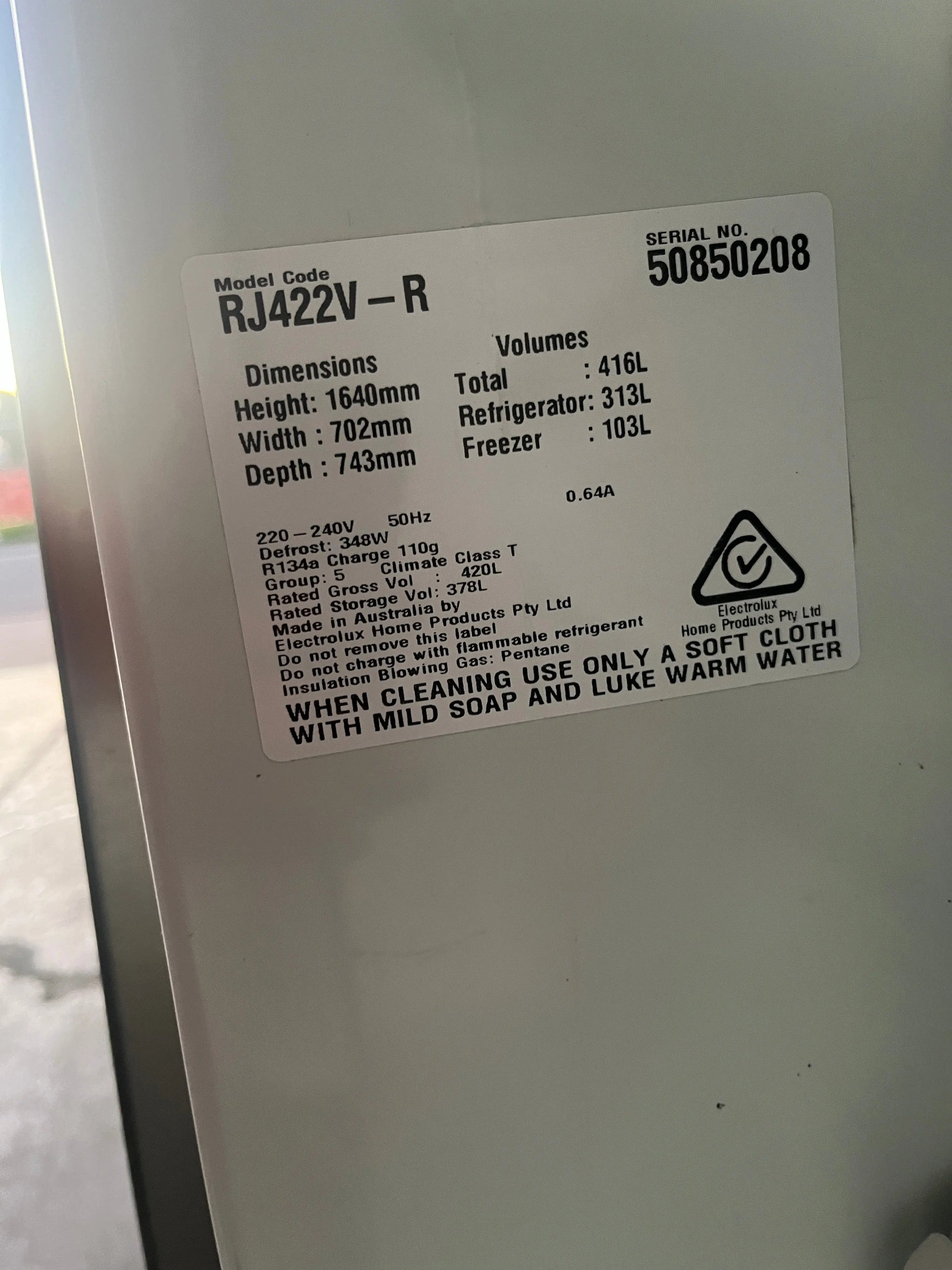 Refurbished Electrolux RJ422V-R 416L Fridge Freezer | ADELAIDE