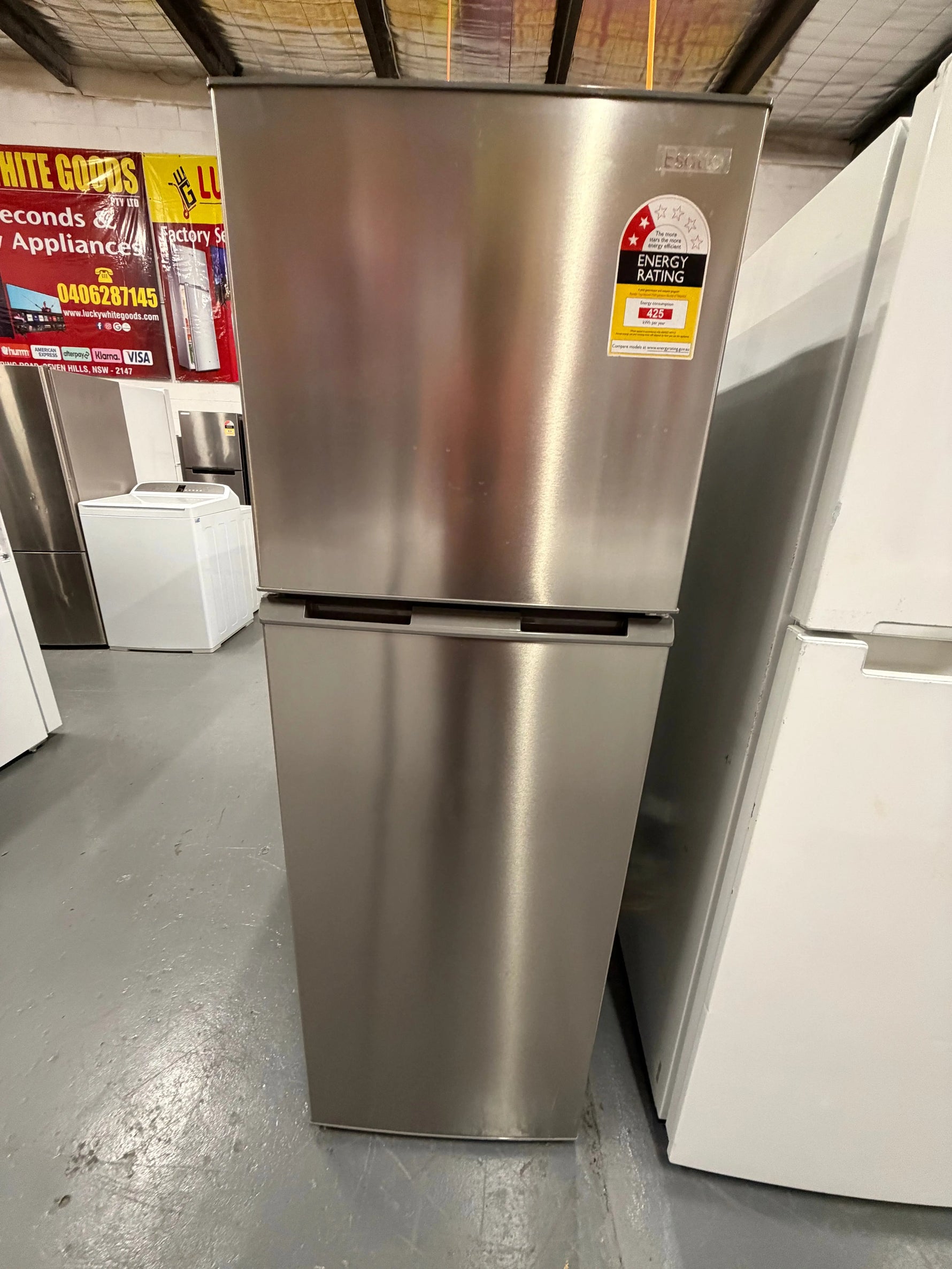 Refurbished Esatto 260 ltr top mount fridge freezer