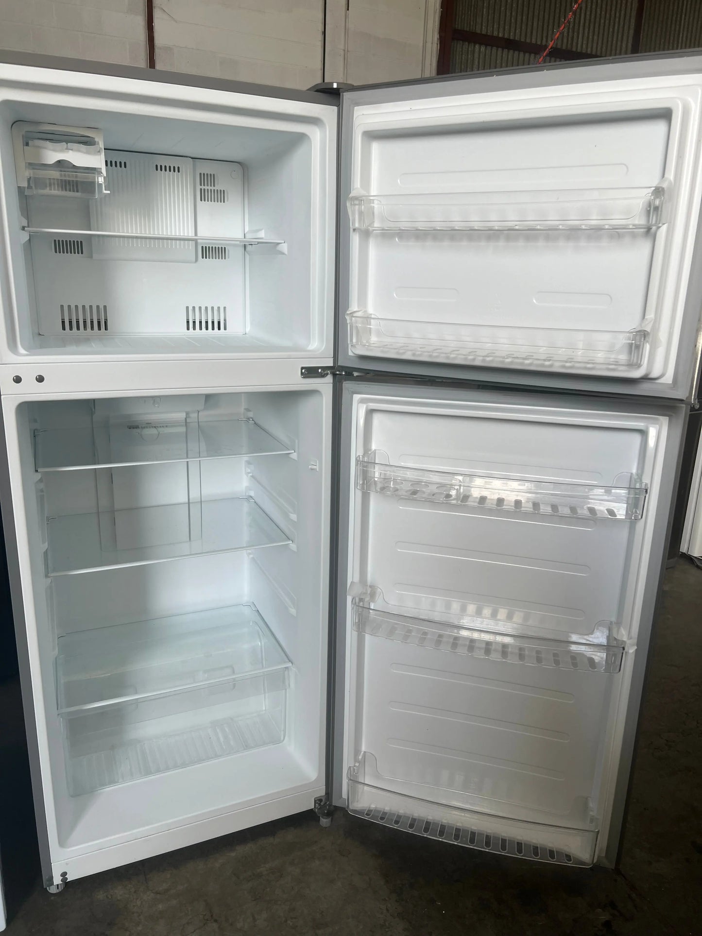 Refurbished Esatto 400L fridge freezer and Beko 7.5kg washing machine | Lucky white goods