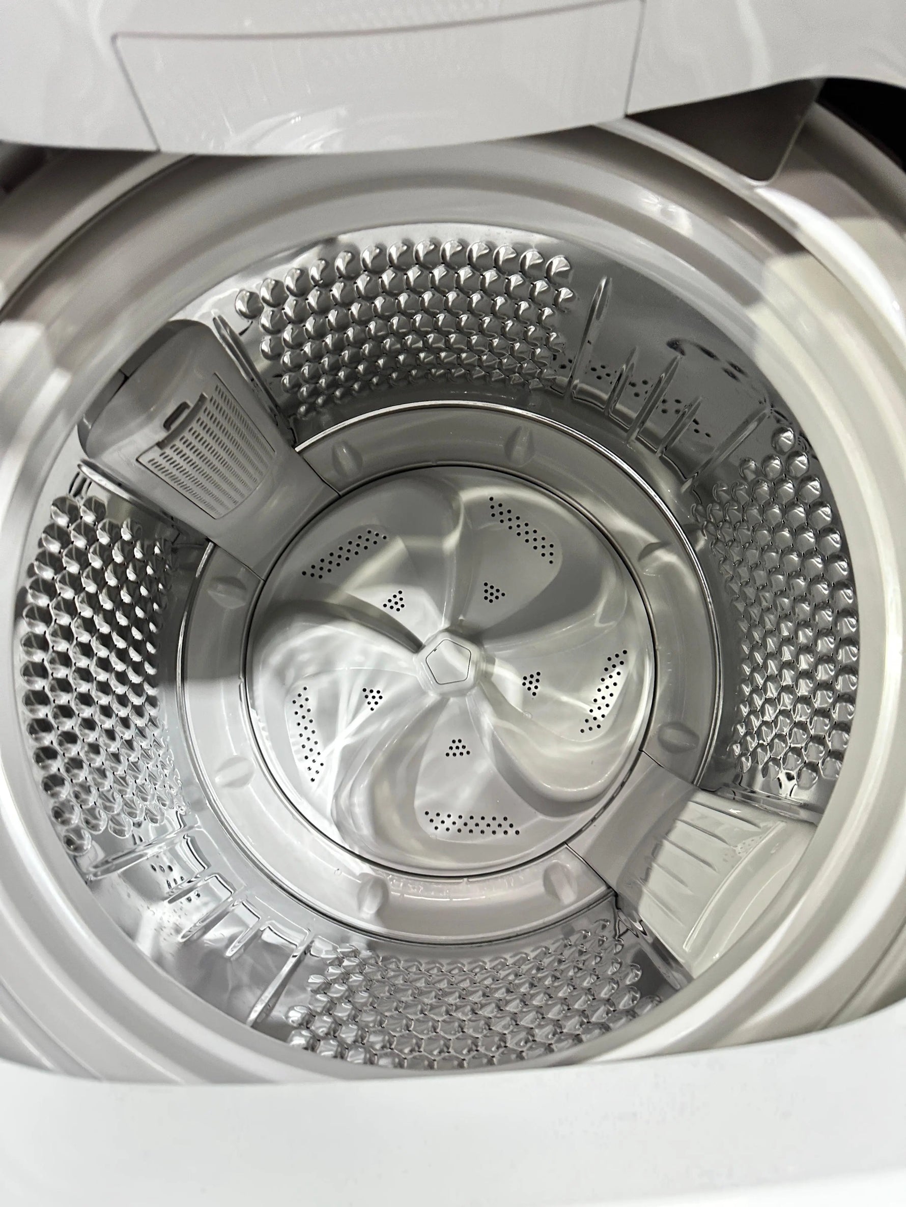 Refurbished Everyday CHiQ 8kg Top Load Washing Machine | ADELAIDE