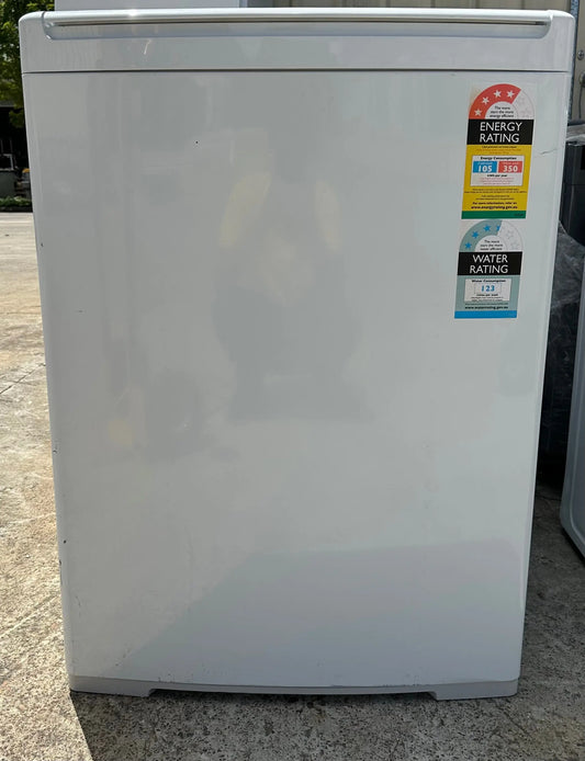 Refurbished Fisher & Paykel 10 kg top loader washing machine | BRISBANE