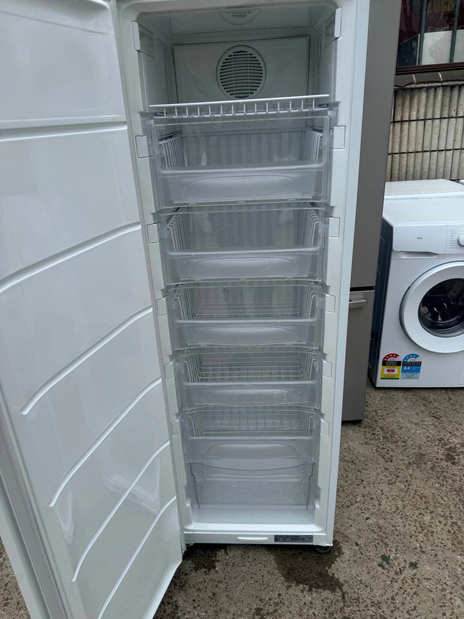 Refurbished Fisher & Paykel 213 Litres | SYDNEY