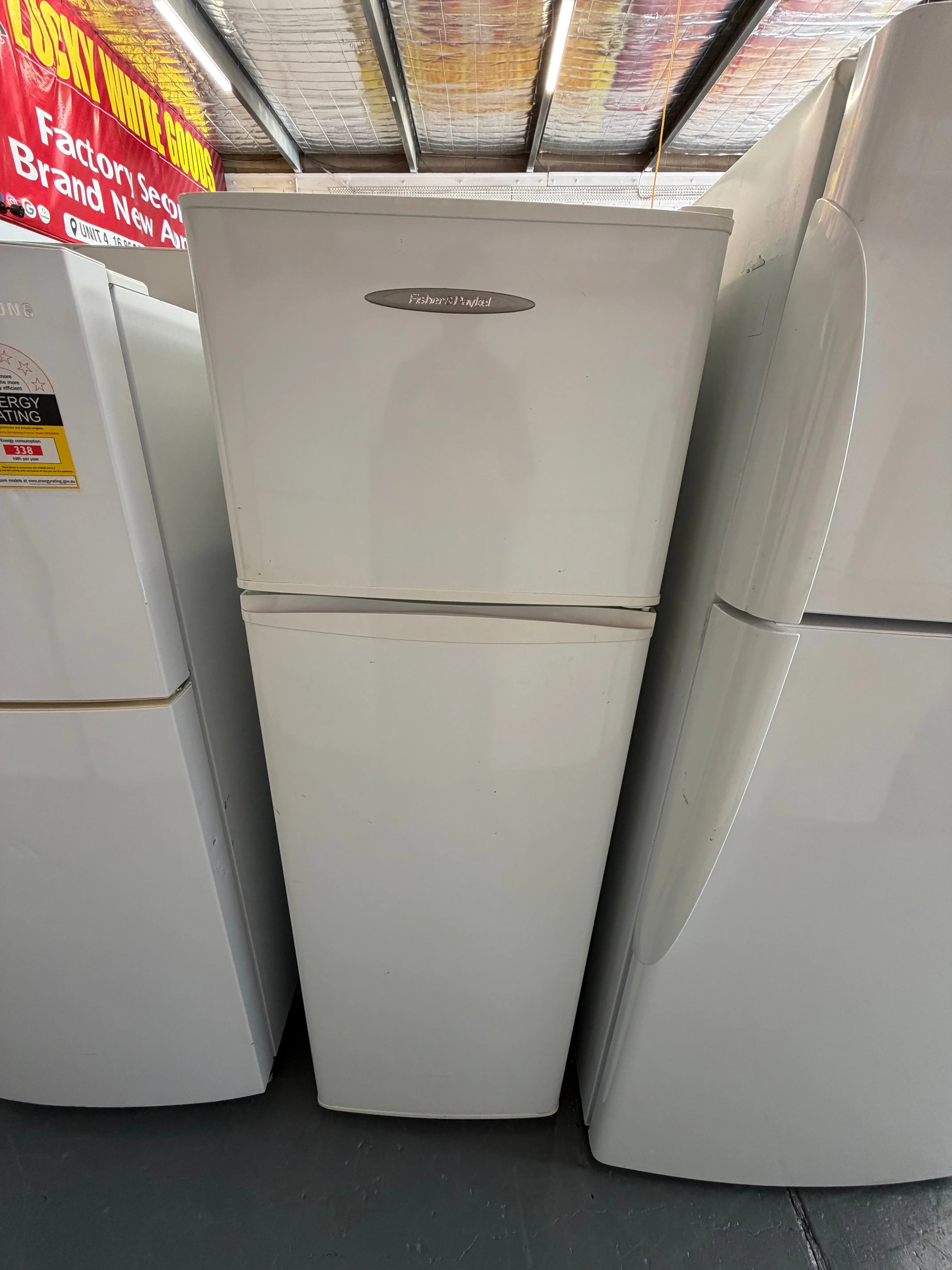 Refurbished Fisher & Paykel 248 ltr top mount fridge freezer | ALEXANDRIA