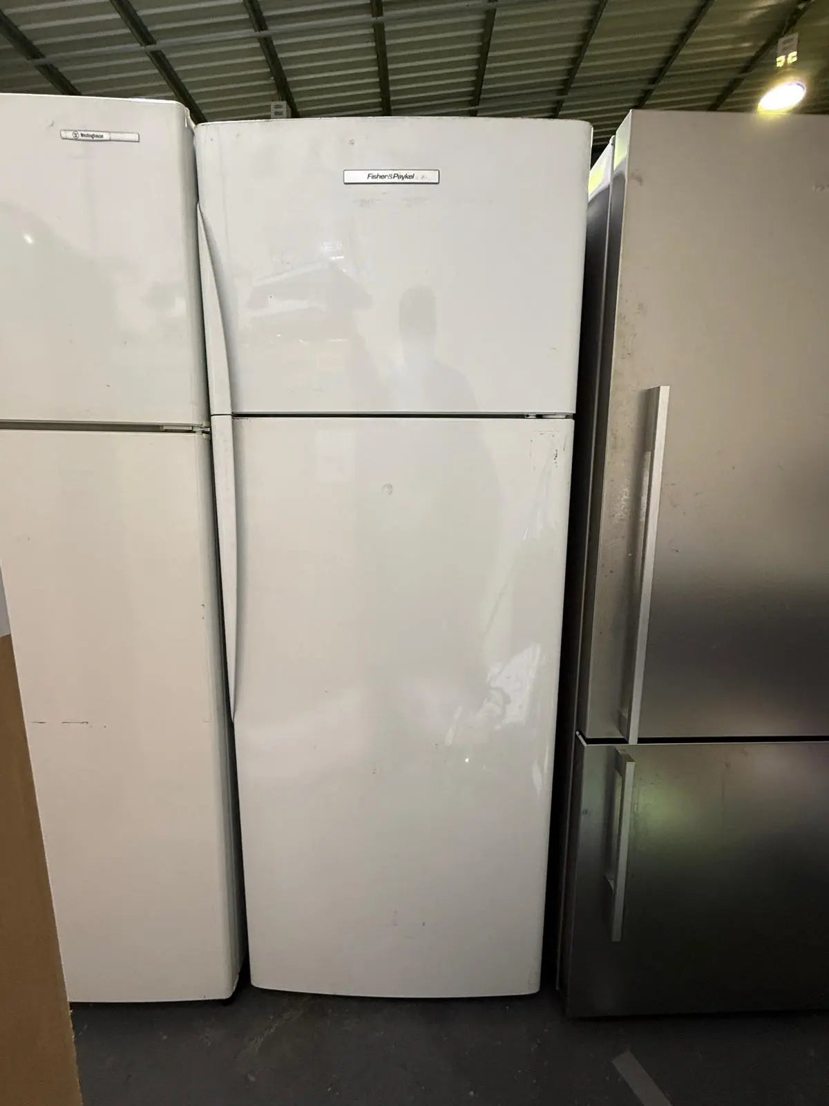 Refurbished Fisher & Paykel 411L Top Mount Fridge Freezer | BRISBANE