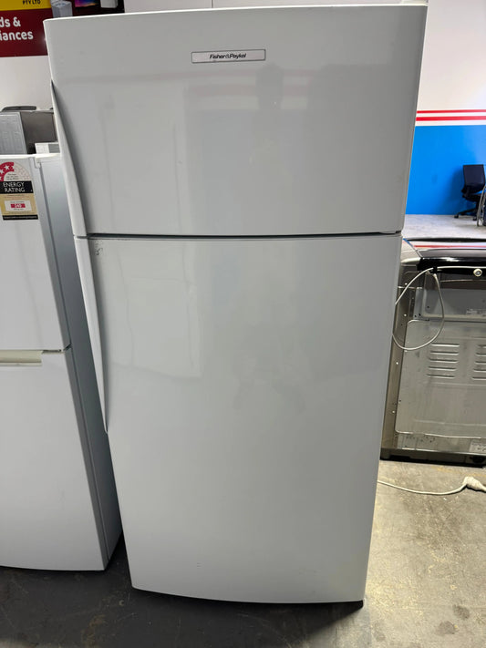 Refurbished Fisher & Paykel 517L fridge freezer | PERTH