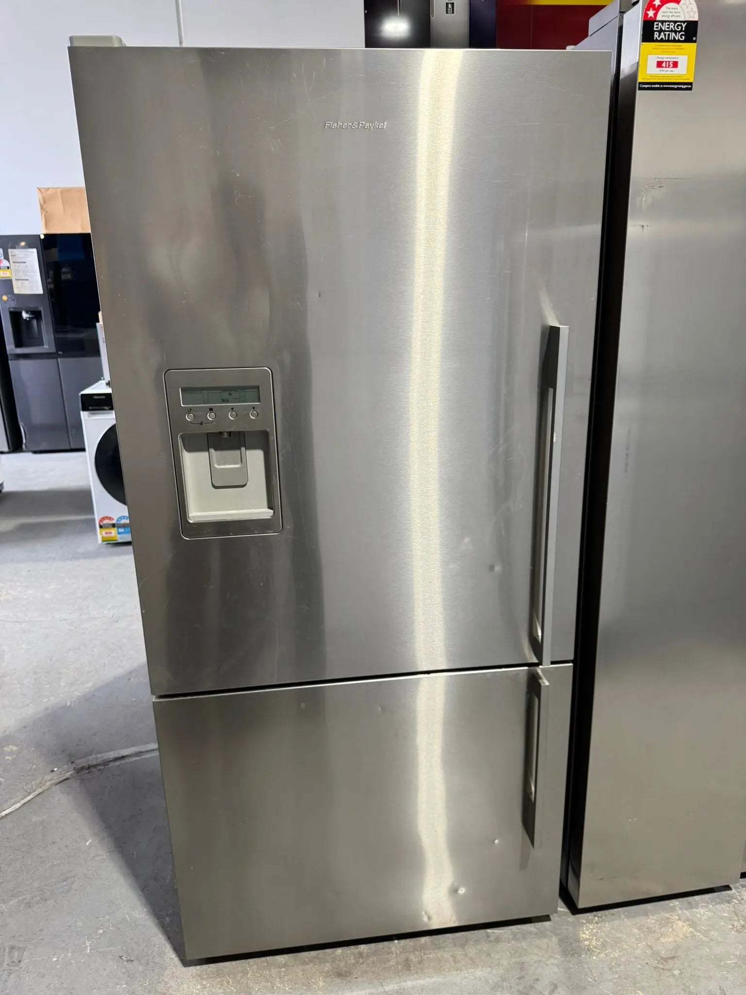 Refurbished Fisher & Paykel 519L Bottom Mount Fridge Freezer | PERTH