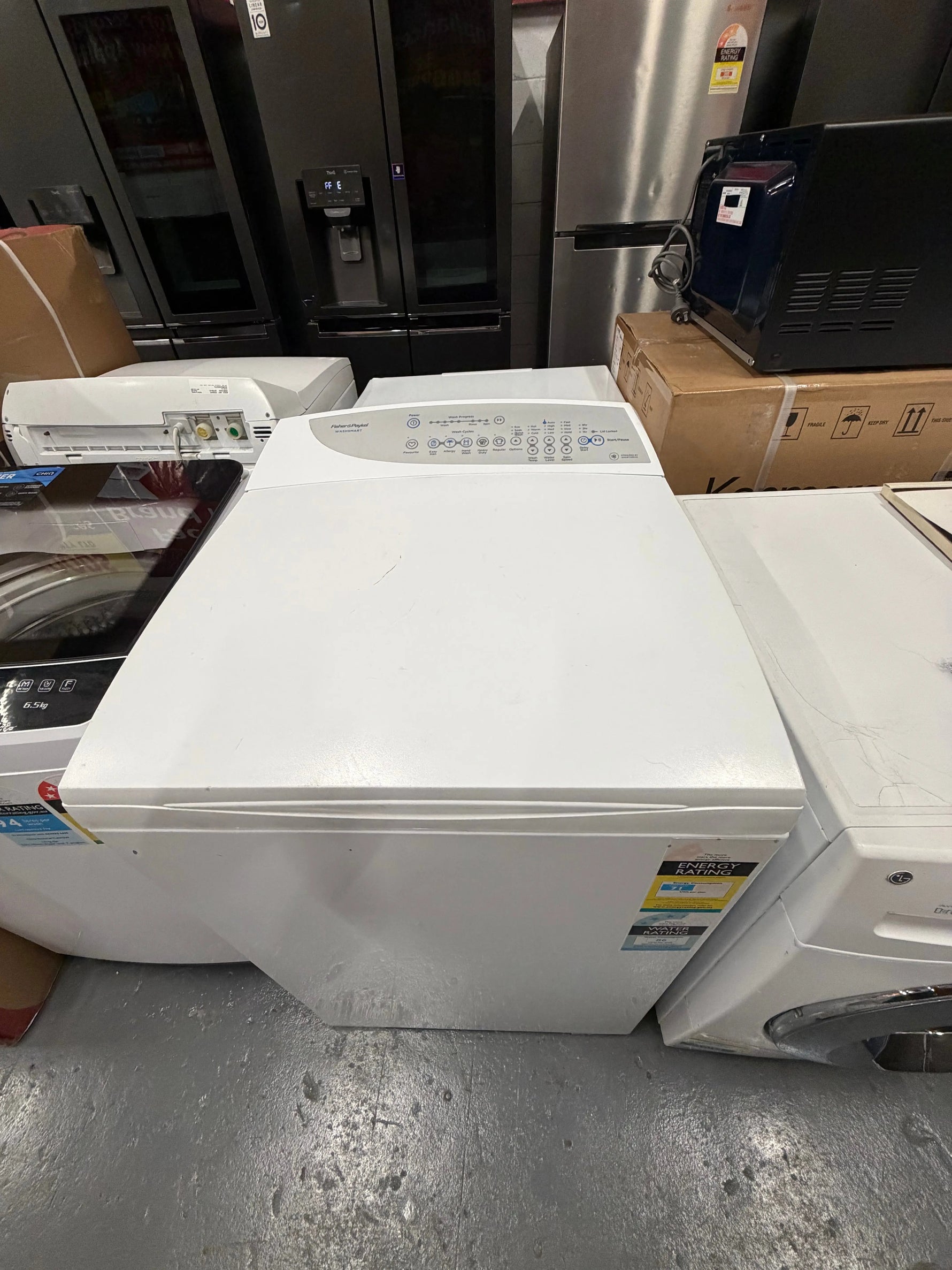 Refurbished Fisher & Paykel 7 kg top loader washer